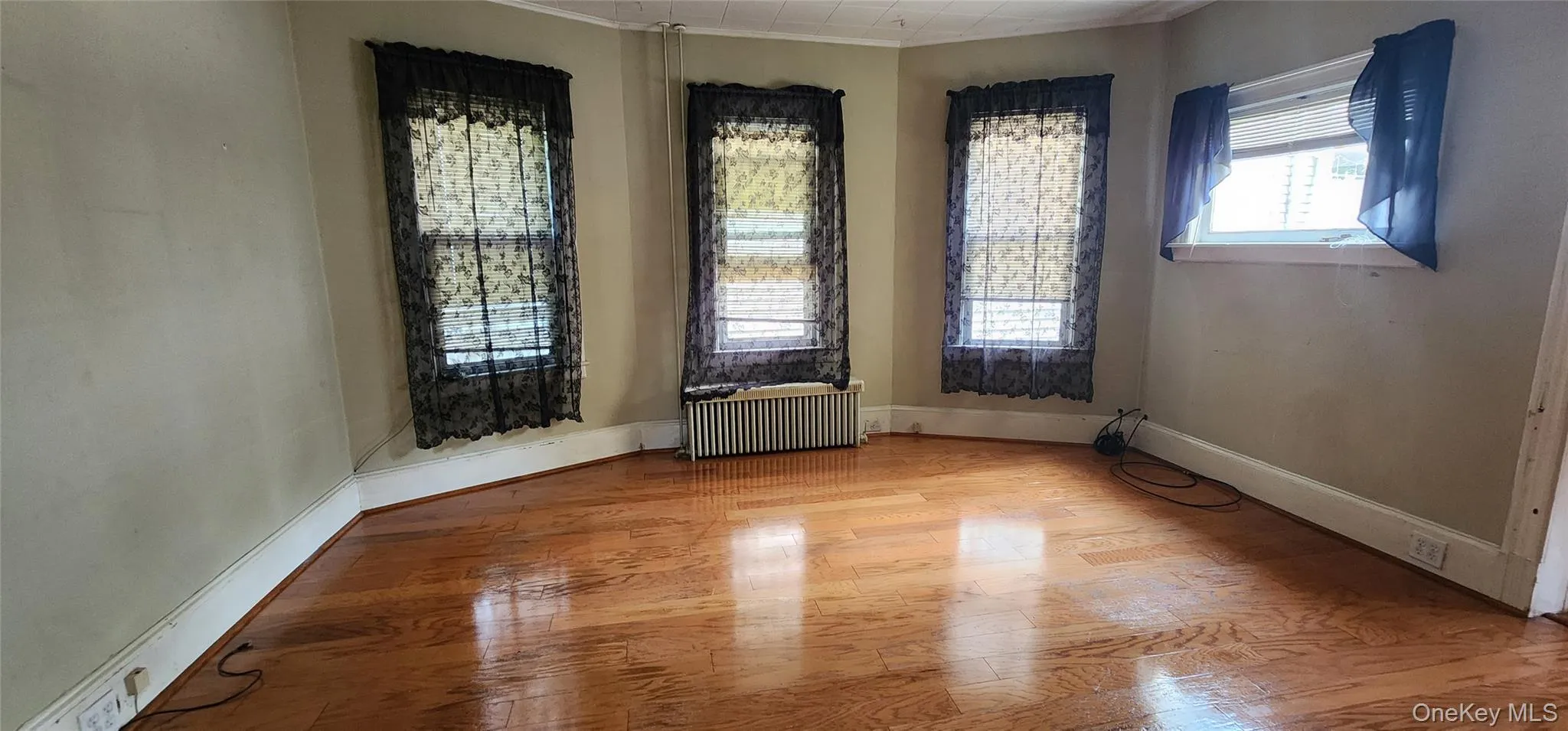 209 Main Street, Port Jervis, NY, 3 Bedrooms Bedrooms, 6 Rooms Rooms,1 BathroomBathrooms,Residential,For Rent,Main,0,1023988 209 Main Street, Port Jervis, NY, 3 Bedrooms Bedrooms, 6 Rooms Rooms,1 BathroomBathrooms,Residential,For Rent,Main,0,1023988