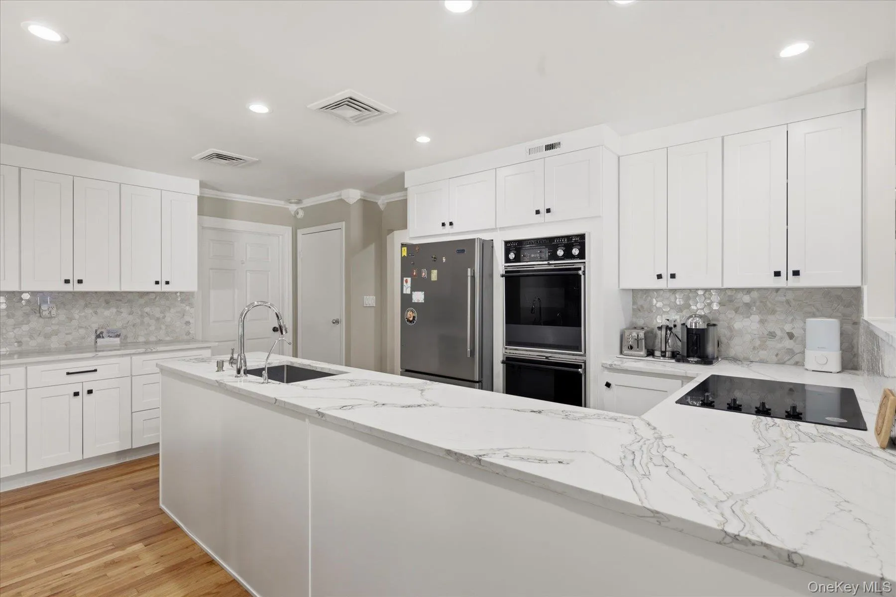 156 Lea Ann Terrace, Hempstead, NY, 4 Bedrooms Bedrooms, 9 Rooms Rooms,2 BathroomsBathrooms,Residential,For Rent,Lea Ann,0,1023989 156 Lea Ann Terrace, Hempstead, NY, 4 Bedrooms Bedrooms, 9 Rooms Rooms,2 BathroomsBathrooms,Residential,For Rent,Lea Ann,0,1023989