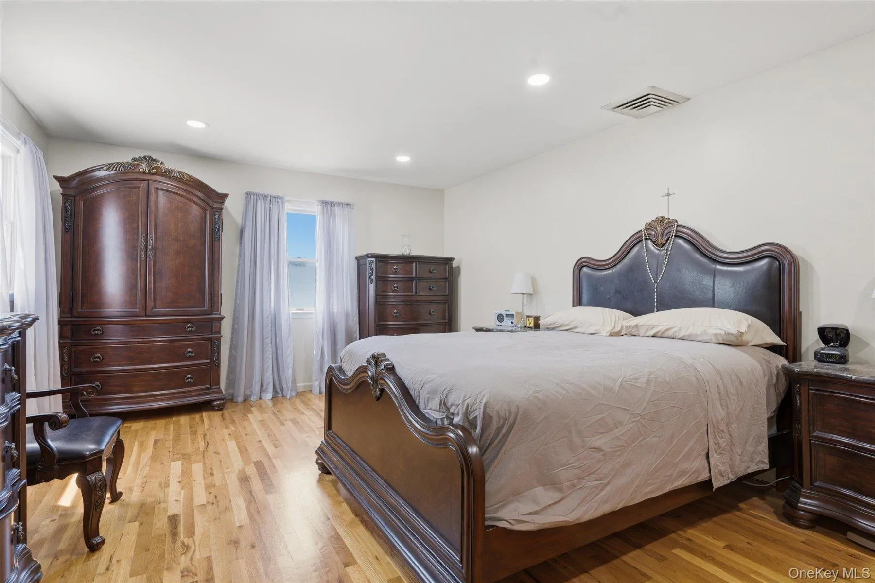 156 Lea Ann Terrace, Hempstead, NY, 4 Bedrooms Bedrooms, 9 Rooms Rooms,2 BathroomsBathrooms,Residential,For Rent,Lea Ann,0,1023989 156 Lea Ann Terrace, Hempstead, NY, 4 Bedrooms Bedrooms, 9 Rooms Rooms,2 BathroomsBathrooms,Residential,For Rent,Lea Ann,0,1023989