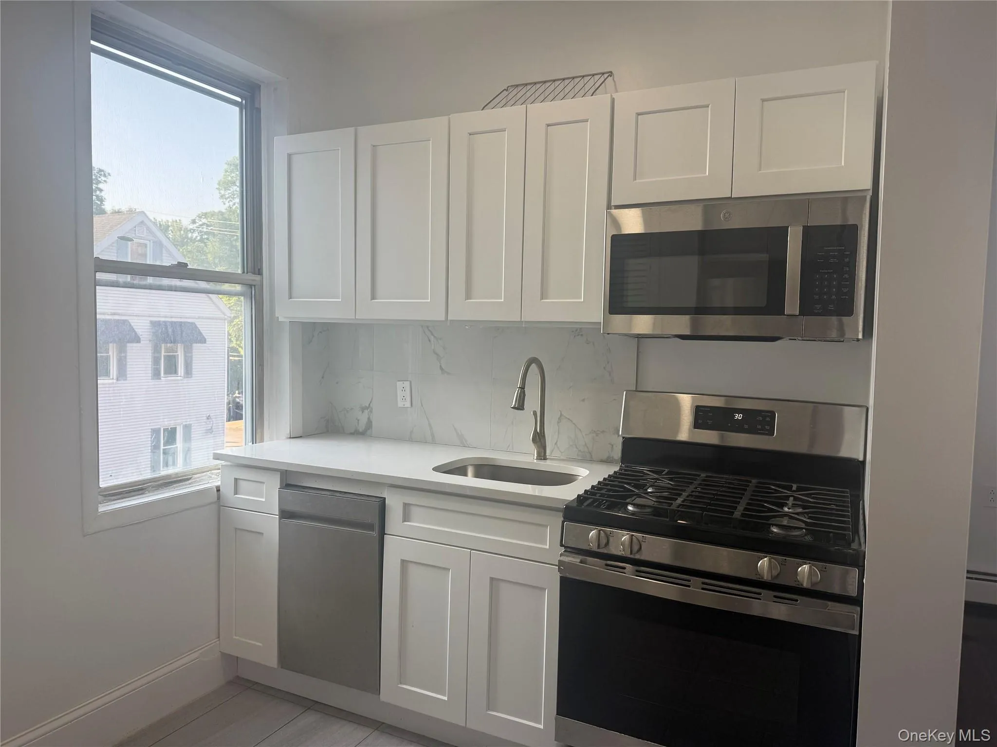 1916 Palmer Avenue, Mamaroneck, NY, 3 Bedrooms Bedrooms, 5 Rooms Rooms,1 BathroomBathrooms,Residential Lease,For Rent,Palmer,0,1023991 1916 Palmer Avenue, Mamaroneck, NY, 3 Bedrooms Bedrooms, 5 Rooms Rooms,1 BathroomBathrooms,Residential Lease,For Rent,Palmer,0,1023991