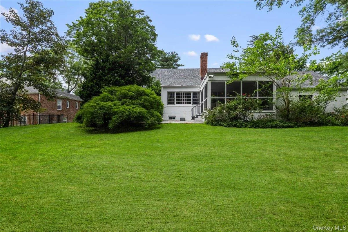 3 Genesee Trail, Harrison, NY, 4 Bedrooms Bedrooms, 8 Rooms Rooms,3 BathroomsBathrooms,Residential,For Rent,Genesee,0,1023993 3 Genesee Trail, Harrison, NY, 4 Bedrooms Bedrooms, 8 Rooms Rooms,3 BathroomsBathrooms,Residential,For Rent,Genesee,0,1023993