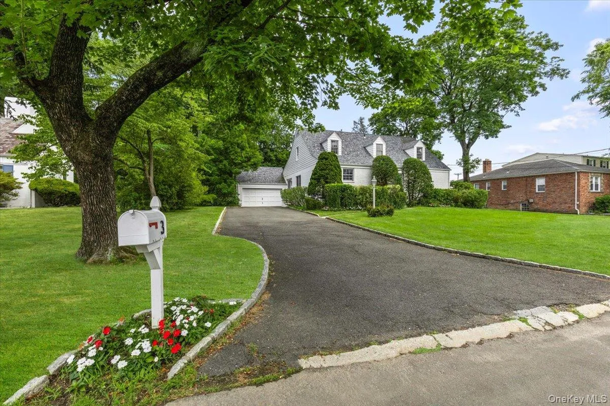 3 Genesee Trail, Harrison, NY, 4 Bedrooms Bedrooms, 8 Rooms Rooms,3 BathroomsBathrooms,Residential,For Rent,Genesee,0,1023993 3 Genesee Trail, Harrison, NY, 4 Bedrooms Bedrooms, 8 Rooms Rooms,3 BathroomsBathrooms,Residential,For Rent,Genesee,0,1023993