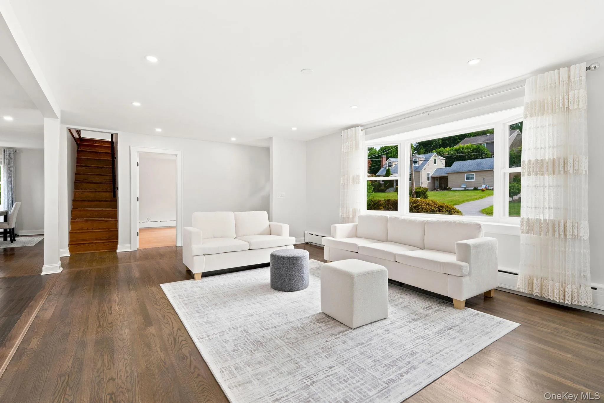 An inviting space designed for relaxing and entertaining. An inviting space designed for relaxing and entertaining.