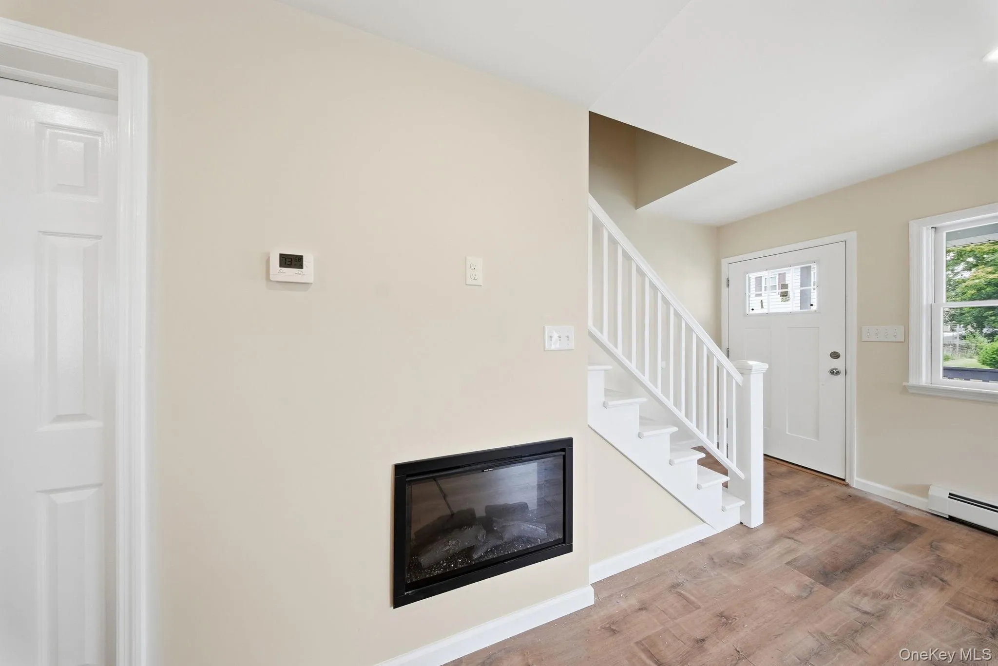 7 Rowan Street, Middletown, NY, 2 Bedrooms Bedrooms, 6 Rooms Rooms,1 BathroomBathrooms,Residential,For Rent,Rowan,0,1024002 7 Rowan Street, Middletown, NY, 2 Bedrooms Bedrooms, 6 Rooms Rooms,1 BathroomBathrooms,Residential,For Rent,Rowan,0,1024002