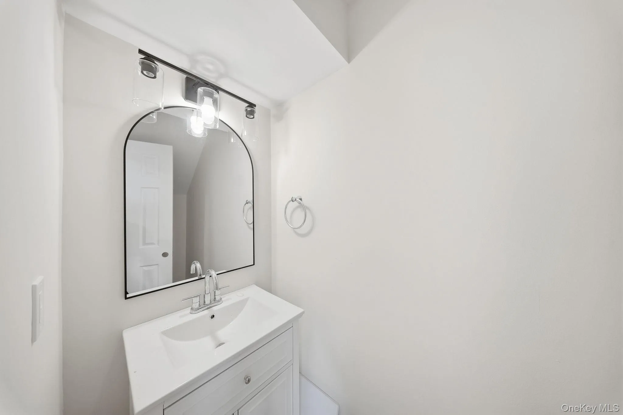 7 Rowan Street, Middletown, NY, 2 Bedrooms Bedrooms, 6 Rooms Rooms,1 BathroomBathrooms,Residential,For Rent,Rowan,0,1024002 7 Rowan Street, Middletown, NY, 2 Bedrooms Bedrooms, 6 Rooms Rooms,1 BathroomBathrooms,Residential,For Rent,Rowan,0,1024002