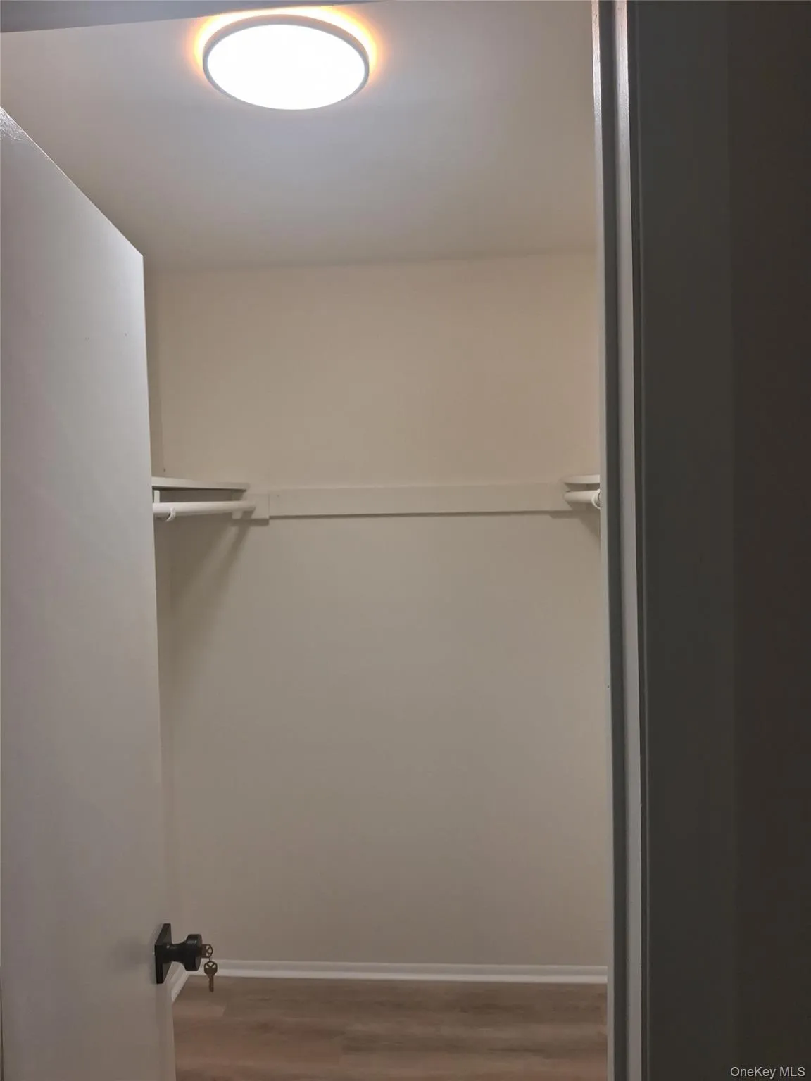 250 North Main Street, Ramapo, NY, 1 Bedroom Bedrooms, 4 Rooms Rooms,1 BathroomBathrooms,Residential,For Rent,North Main,0,1024004 250 North Main Street, Ramapo, NY, 1 Bedroom Bedrooms, 4 Rooms Rooms,1 BathroomBathrooms,Residential,For Rent,North Main,0,1024004