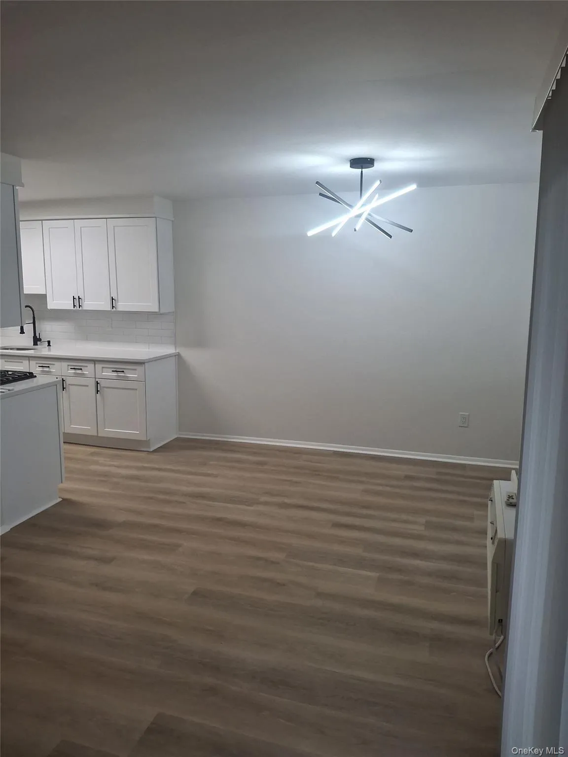 250 North Main Street, Ramapo, NY, 1 Bedroom Bedrooms, 4 Rooms Rooms,1 BathroomBathrooms,Residential,For Rent,North Main,0,1024004 250 North Main Street, Ramapo, NY, 1 Bedroom Bedrooms, 4 Rooms Rooms,1 BathroomBathrooms,Residential,For Rent,North Main,0,1024004