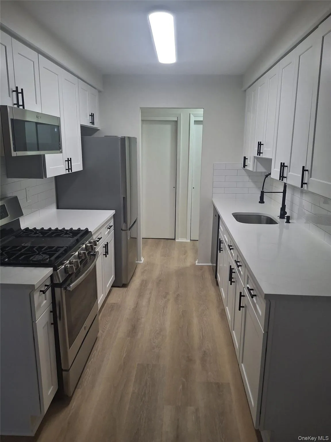 250 North Main Street, Ramapo, NY, 1 Bedroom Bedrooms, 4 Rooms Rooms,1 BathroomBathrooms,Residential,For Rent,North Main,0,1024004 250 North Main Street, Ramapo, NY, 1 Bedroom Bedrooms, 4 Rooms Rooms,1 BathroomBathrooms,Residential,For Rent,North Main,0,1024004