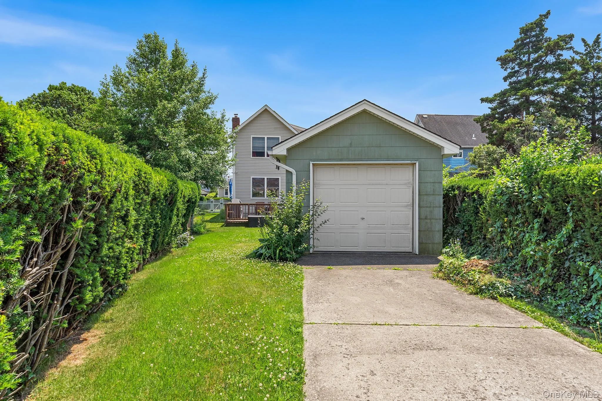 1047 Cornwell Avenue, Hempstead, NY, 3 Bedrooms Bedrooms, 6 Rooms Rooms,1 BathroomBathrooms,Residential,For Rent,Cornwell,0,1024010 1047 Cornwell Avenue, Hempstead, NY, 3 Bedrooms Bedrooms, 6 Rooms Rooms,1 BathroomBathrooms,Residential,For Rent,Cornwell,0,1024010