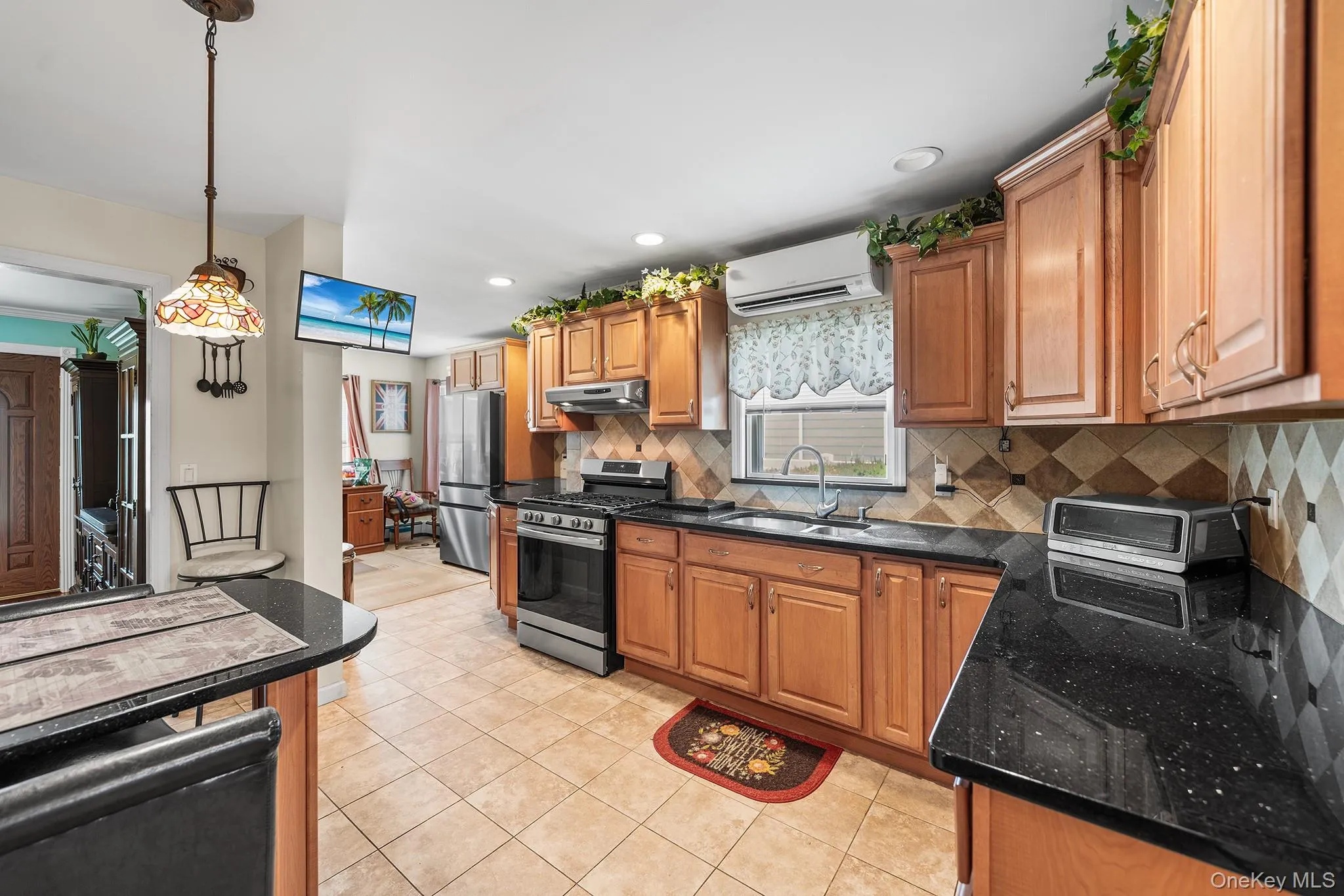1047 Cornwell Avenue, Hempstead, NY, 3 Bedrooms Bedrooms, 6 Rooms Rooms,1 BathroomBathrooms,Residential,For Rent,Cornwell,0,1024010 1047 Cornwell Avenue, Hempstead, NY, 3 Bedrooms Bedrooms, 6 Rooms Rooms,1 BathroomBathrooms,Residential,For Rent,Cornwell,0,1024010