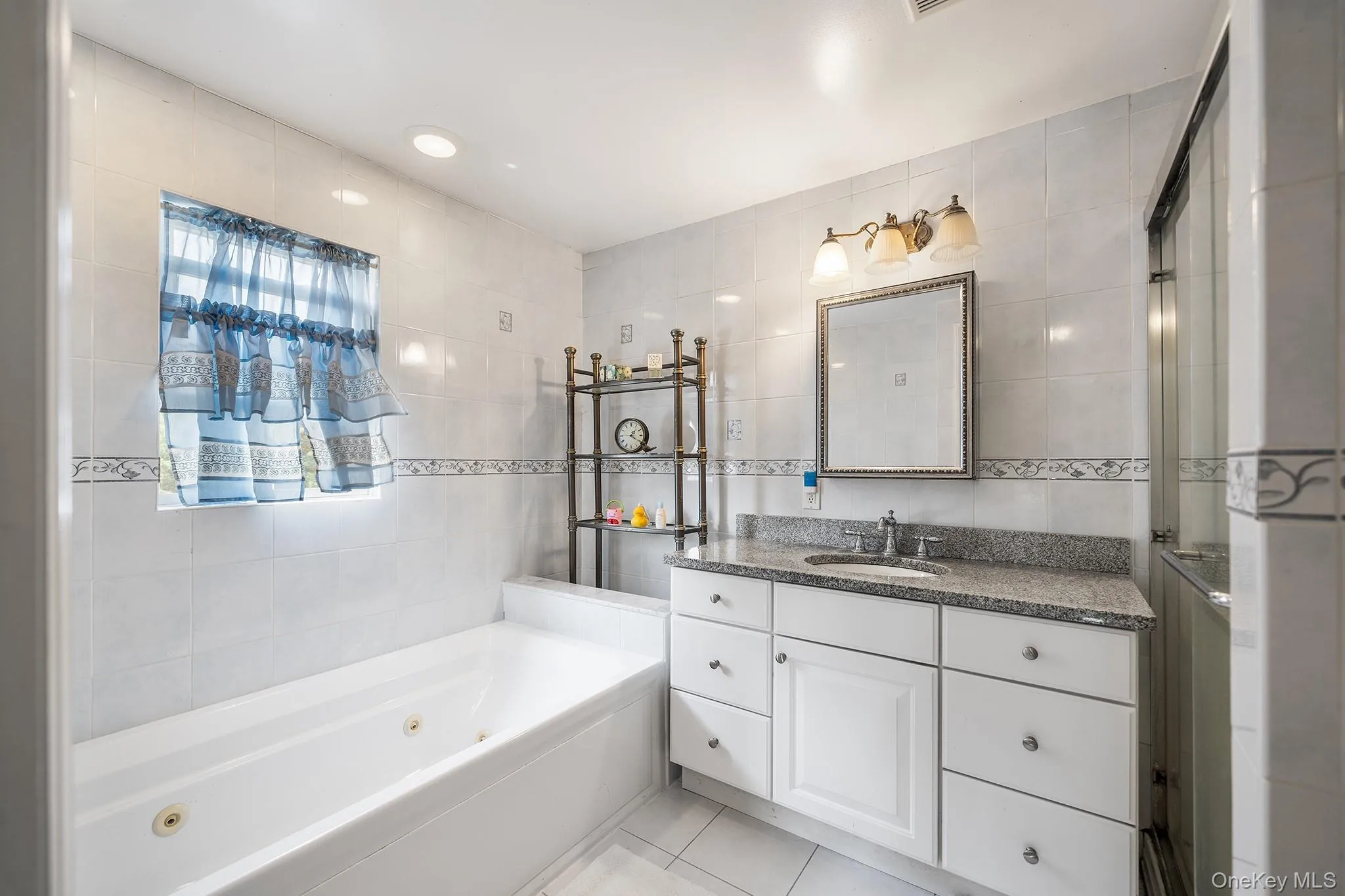 1047 Cornwell Avenue, Hempstead, NY, 3 Bedrooms Bedrooms, 6 Rooms Rooms,1 BathroomBathrooms,Residential,For Rent,Cornwell,0,1024010 1047 Cornwell Avenue, Hempstead, NY, 3 Bedrooms Bedrooms, 6 Rooms Rooms,1 BathroomBathrooms,Residential,For Rent,Cornwell,0,1024010