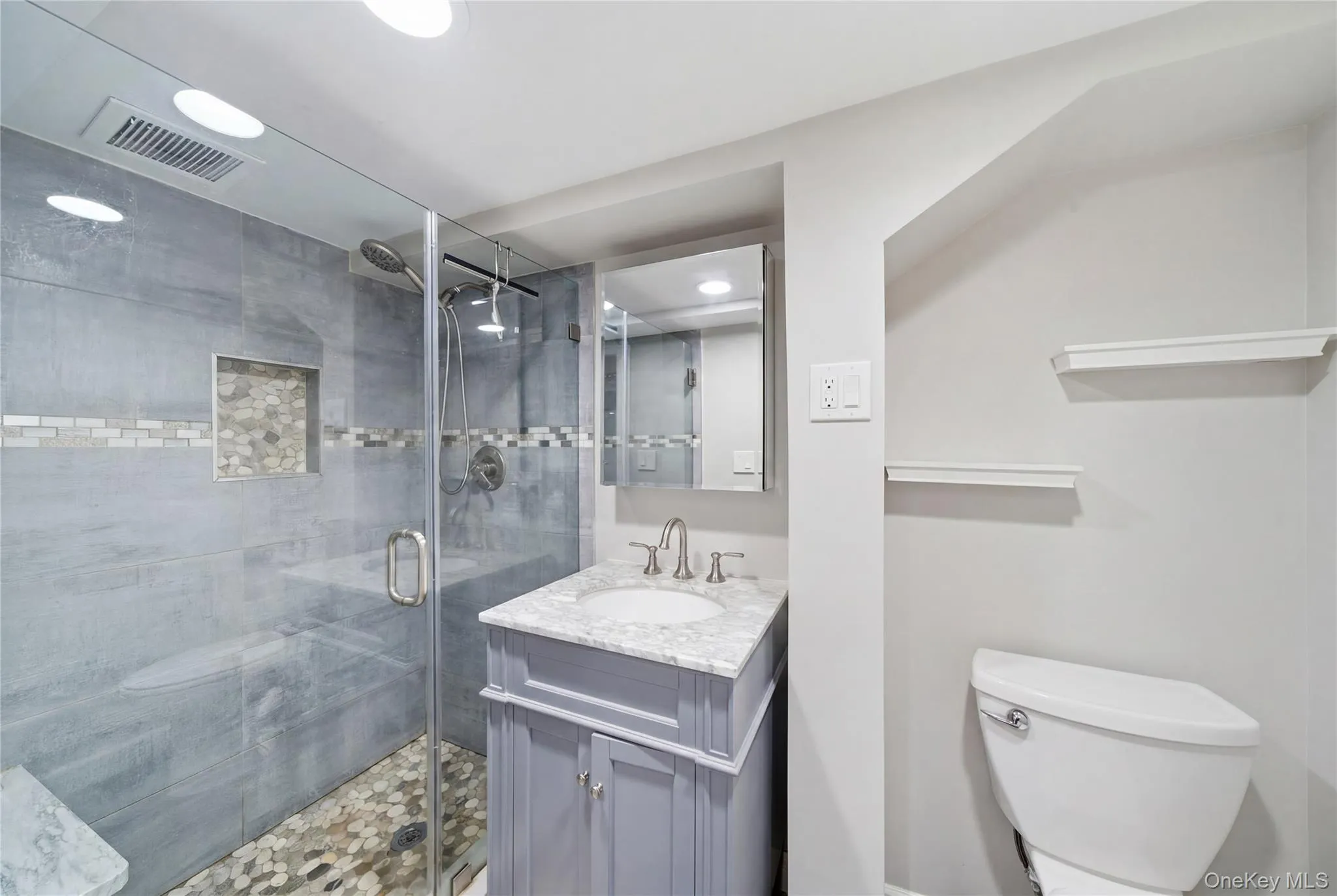 6424 Pleasantview Street, New York, NY, 2 Bedrooms Bedrooms, 5 Rooms Rooms,2 BathroomsBathrooms,Residential,For Rent,Pleasantview,0,1024011 6424 Pleasantview Street, New York, NY, 2 Bedrooms Bedrooms, 5 Rooms Rooms,2 BathroomsBathrooms,Residential,For Rent,Pleasantview,0,1024011