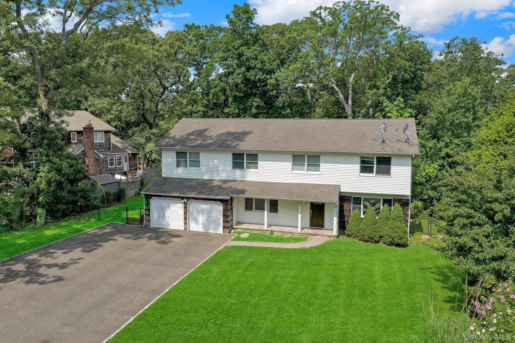8 Tobi Lane, Brookhaven, NY, 6 Bedrooms Bedrooms, 11 Rooms Rooms,2 BathroomsBathrooms,Residential,For Rent,Tobi,0,1024012 8 Tobi Lane, Brookhaven, NY, 6 Bedrooms Bedrooms, 11 Rooms Rooms,2 BathroomsBathrooms,Residential,For Rent,Tobi,0,1024012