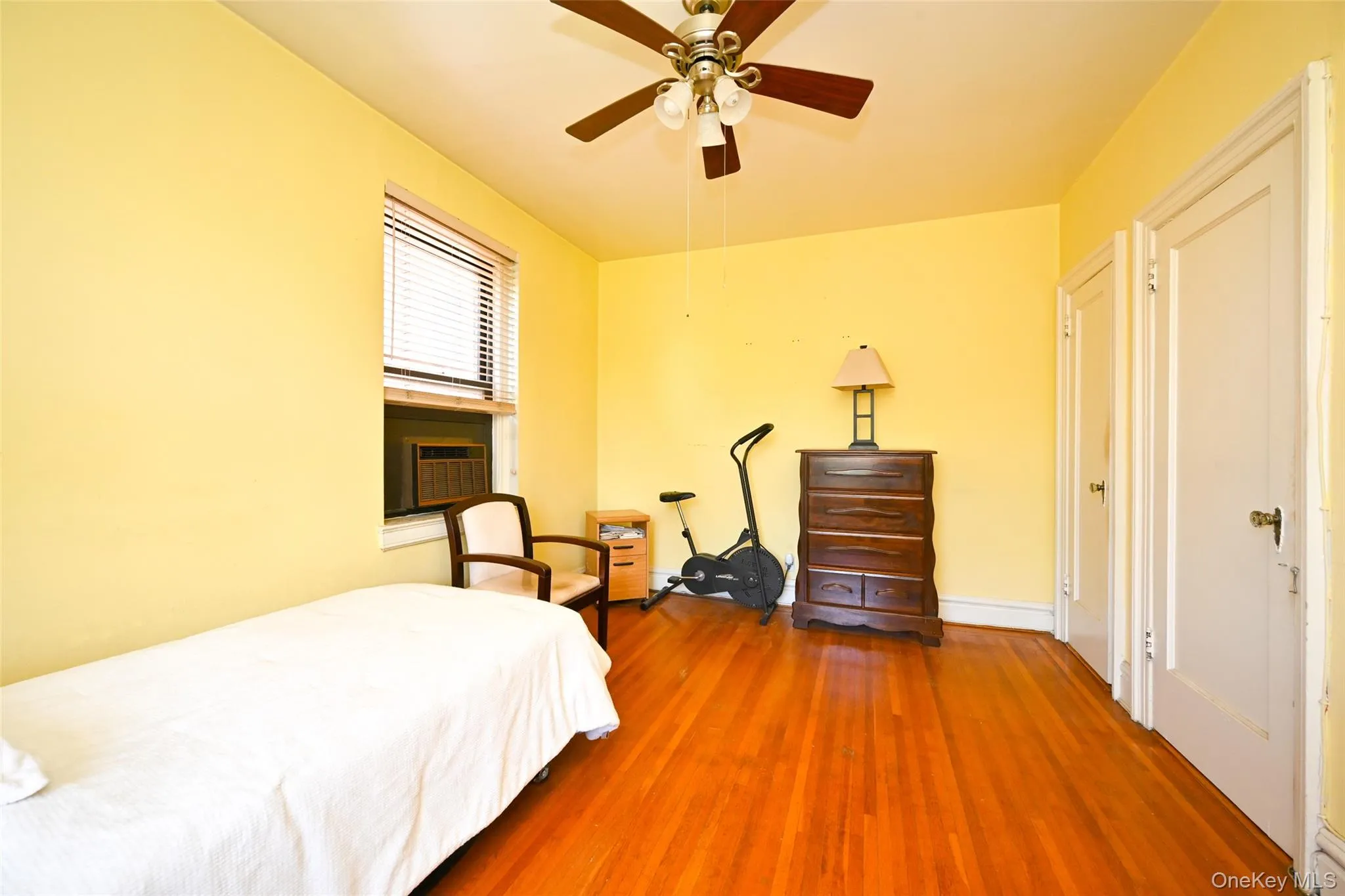 77-16 Austin Street, New York, NY, 1 Bedroom Bedrooms, 4 Rooms Rooms,1 BathroomBathrooms,Residential,For Rent,Austin,0,1024013 77-16 Austin Street, New York, NY, 1 Bedroom Bedrooms, 4 Rooms Rooms,1 BathroomBathrooms,Residential,For Rent,Austin,0,1024013