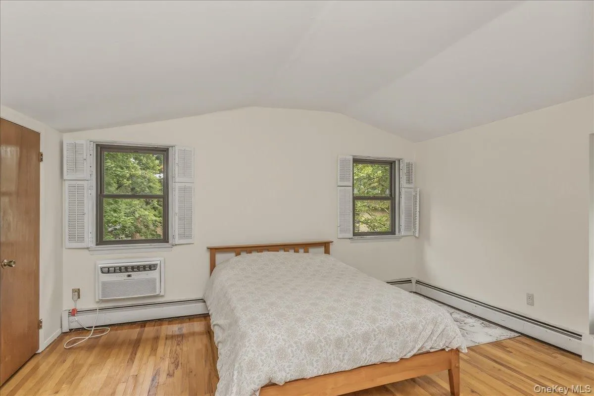 6117 231st Street, New York, NY, 6 Bedrooms Bedrooms, 14 Rooms Rooms,4 BathroomsBathrooms,Residential,For Rent,231st,0,1024016 6117 231st Street, New York, NY, 6 Bedrooms Bedrooms, 14 Rooms Rooms,4 BathroomsBathrooms,Residential,For Rent,231st,0,1024016