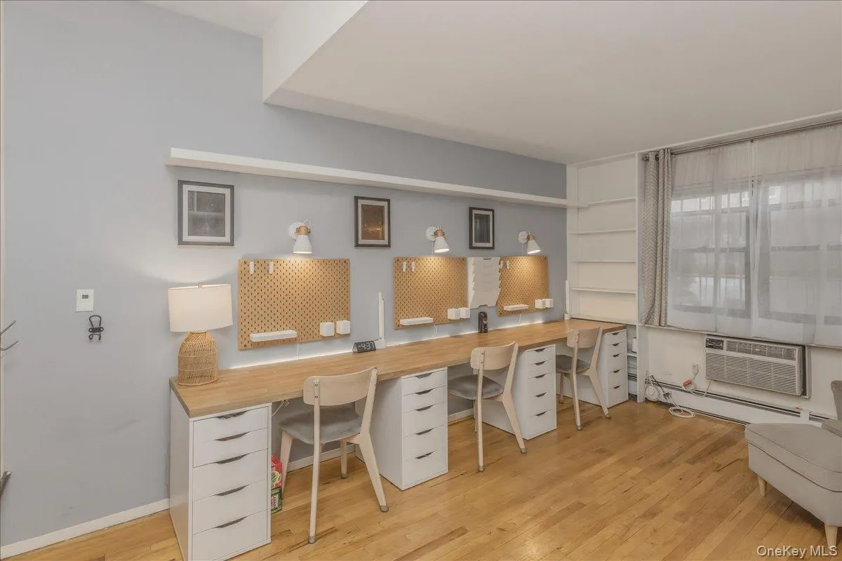 6117 231st Street, New York, NY, 6 Bedrooms Bedrooms, 14 Rooms Rooms,4 BathroomsBathrooms,Residential,For Rent,231st,0,1024016 6117 231st Street, New York, NY, 6 Bedrooms Bedrooms, 14 Rooms Rooms,4 BathroomsBathrooms,Residential,For Rent,231st,0,1024016