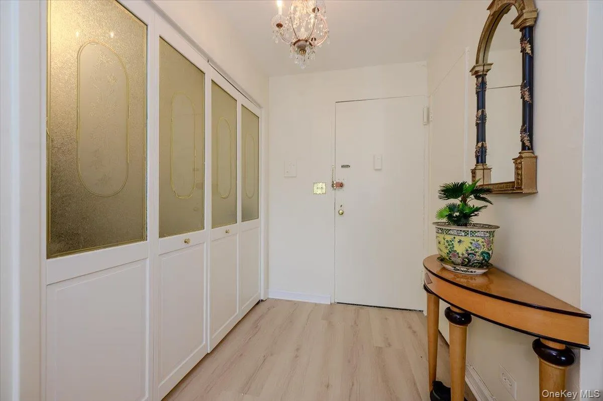 172-70 Highland Avenue, New York, NY, 1 Bedroom Bedrooms, 4 Rooms Rooms,1 BathroomBathrooms,Residential,For Rent,Highland,0,1024017 172-70 Highland Avenue, New York, NY, 1 Bedroom Bedrooms, 4 Rooms Rooms,1 BathroomBathrooms,Residential,For Rent,Highland,0,1024017
