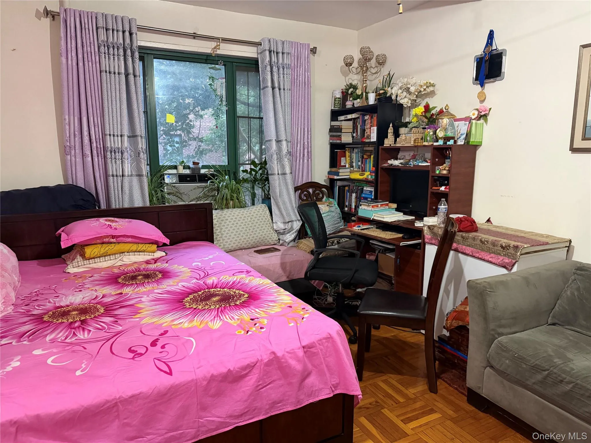 1551 Unionport Road, New York, NY, 1 Bedroom Bedrooms, 3 Rooms Rooms,1 BathroomBathrooms,Residential,For Rent,Unionport,0,1024018 1551 Unionport Road, New York, NY, 1 Bedroom Bedrooms, 3 Rooms Rooms,1 BathroomBathrooms,Residential,For Rent,Unionport,0,1024018