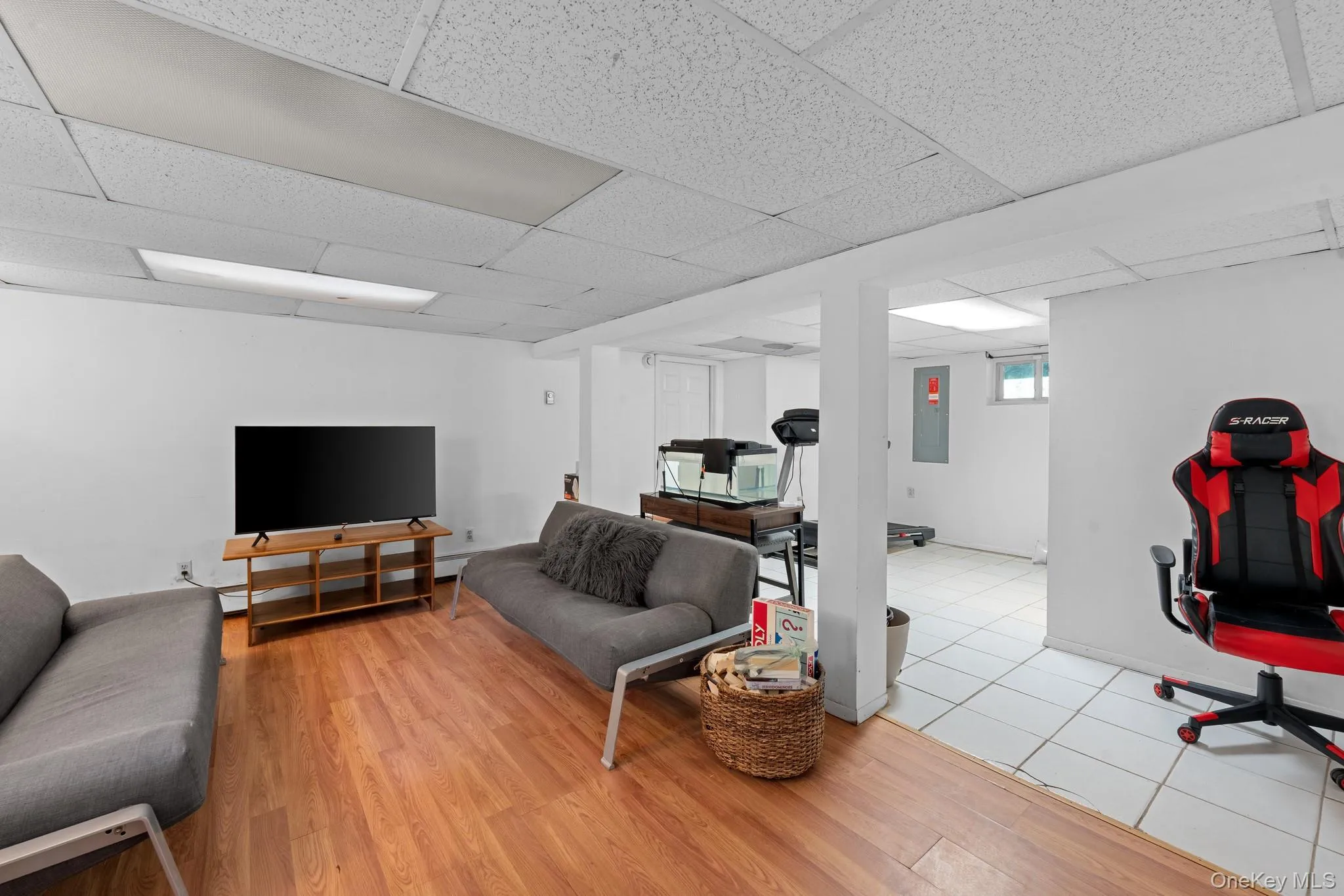 202 Tinton Place, Huntington, NY, 4 Bedrooms Bedrooms, 11 Rooms Rooms,2 BathroomsBathrooms,Residential,For Rent,Tinton,0,1024025 202 Tinton Place, Huntington, NY, 4 Bedrooms Bedrooms, 11 Rooms Rooms,2 BathroomsBathrooms,Residential,For Rent,Tinton,0,1024025