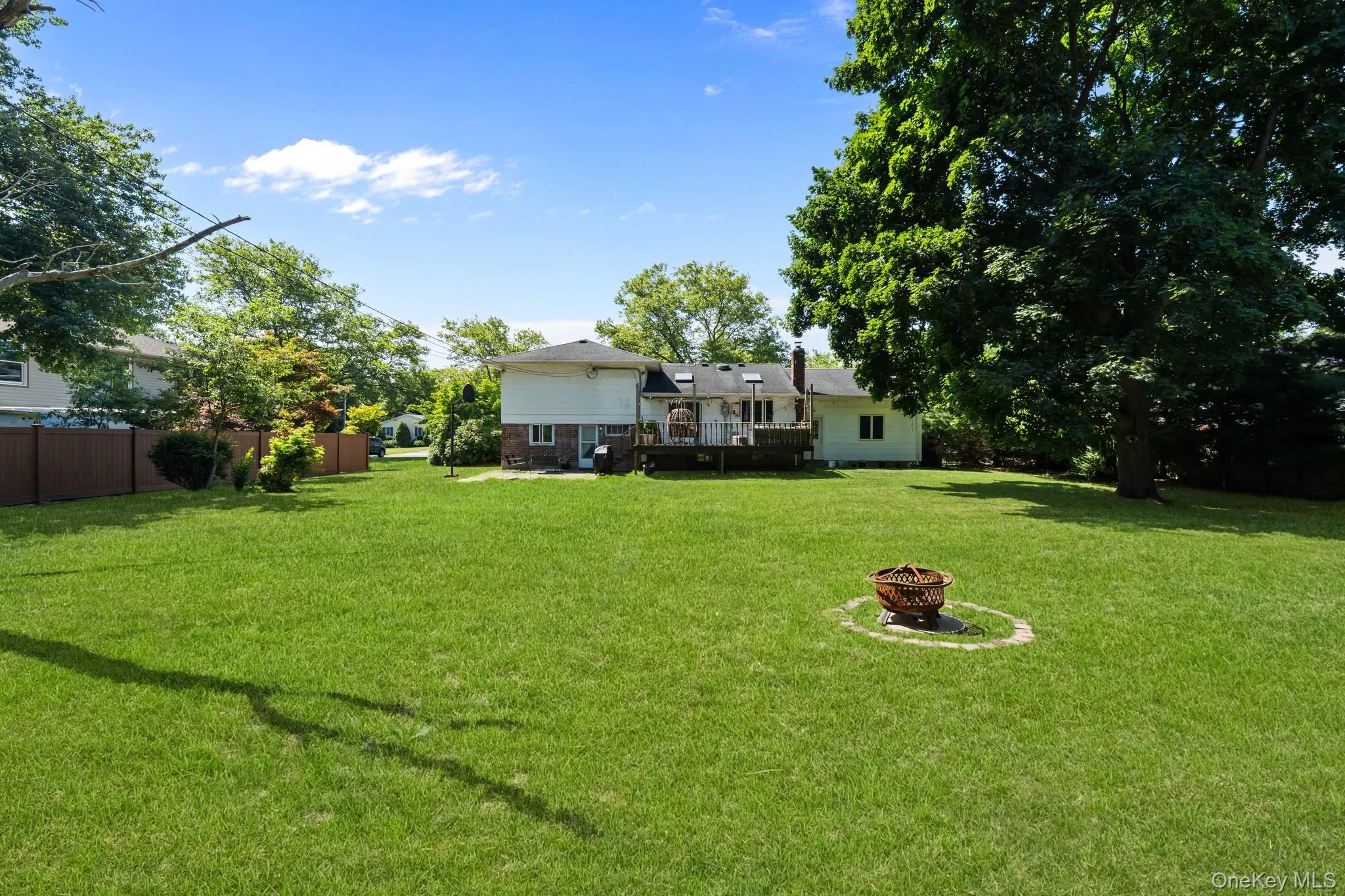 202 Tinton Place, Huntington, NY, 4 Bedrooms Bedrooms, 11 Rooms Rooms,2 BathroomsBathrooms,Residential,For Rent,Tinton,0,1024025 202 Tinton Place, Huntington, NY, 4 Bedrooms Bedrooms, 11 Rooms Rooms,2 BathroomsBathrooms,Residential,For Rent,Tinton,0,1024025