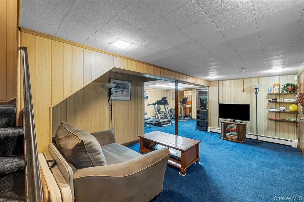11 Carnelli Court, Poughkeepsie (town), NY, 4 Bedrooms Bedrooms, 11 Rooms Rooms,3 BathroomsBathrooms,Residential,For Rent,Carnelli,0,1024028 11 Carnelli Court, Poughkeepsie (town), NY, 4 Bedrooms Bedrooms, 11 Rooms Rooms,3 BathroomsBathrooms,Residential,For Rent,Carnelli,0,1024028