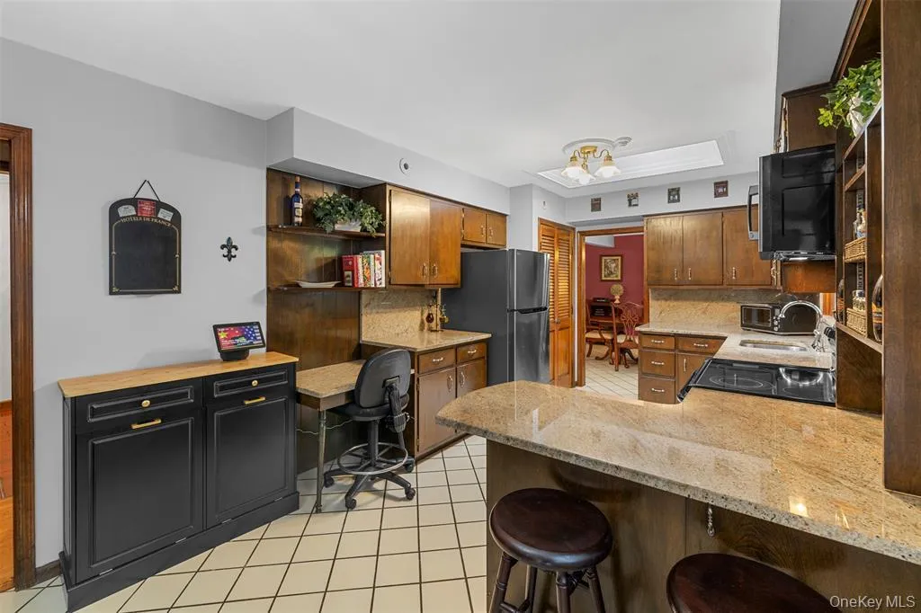 11 Carnelli Court, Poughkeepsie (town), NY, 4 Bedrooms Bedrooms, 11 Rooms Rooms,3 BathroomsBathrooms,Residential,For Rent,Carnelli,0,1024028 11 Carnelli Court, Poughkeepsie (town), NY, 4 Bedrooms Bedrooms, 11 Rooms Rooms,3 BathroomsBathrooms,Residential,For Rent,Carnelli,0,1024028
