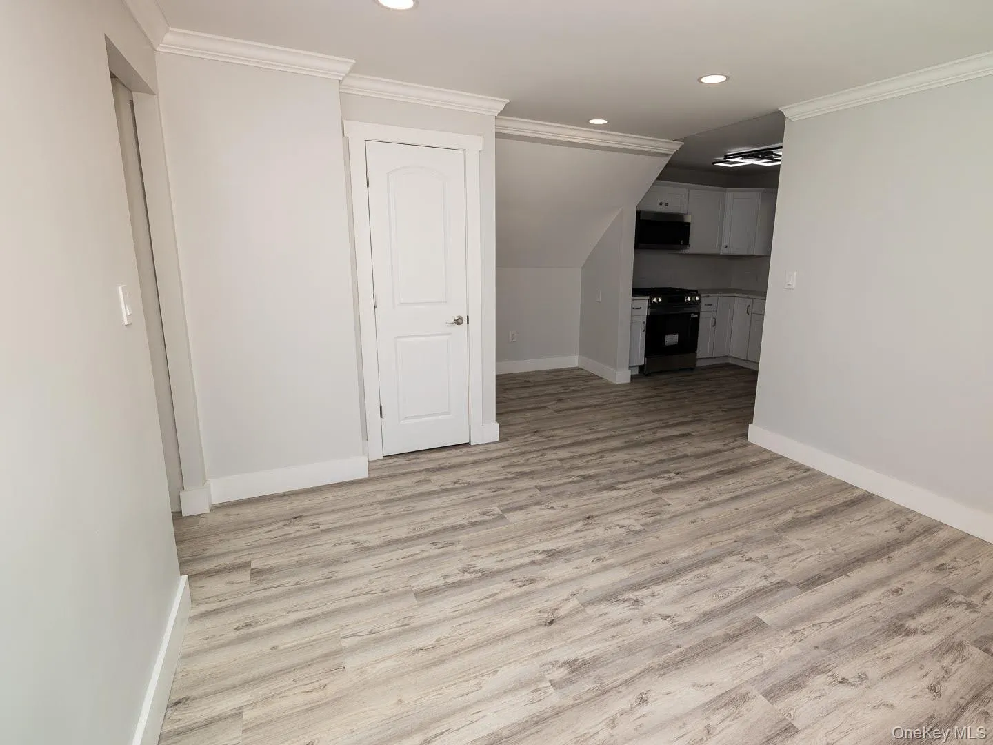47 Wood Street, Hempstead, NY, 2 Bedrooms Bedrooms, 4 Rooms Rooms,1 BathroomBathrooms,Residential Lease,For Rent,Wood,0,1024030 47 Wood Street, Hempstead, NY, 2 Bedrooms Bedrooms, 4 Rooms Rooms,1 BathroomBathrooms,Residential Lease,For Rent,Wood,0,1024030