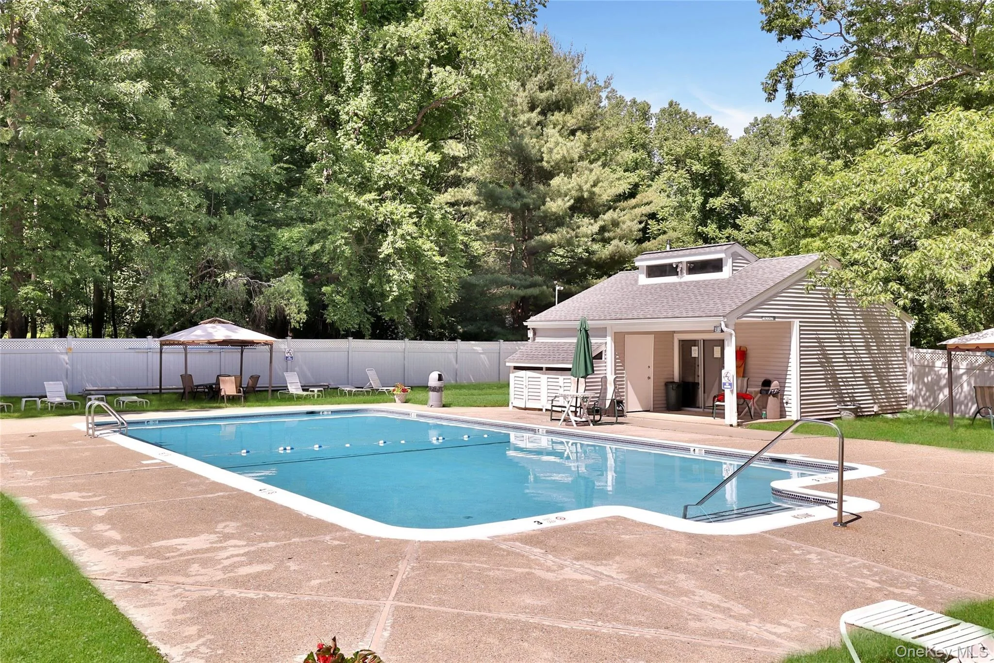 Beautiful community pool perfect for relaxing and enjoying warm summer days. Beautiful community pool perfect for relaxing and enjoying warm summer days.