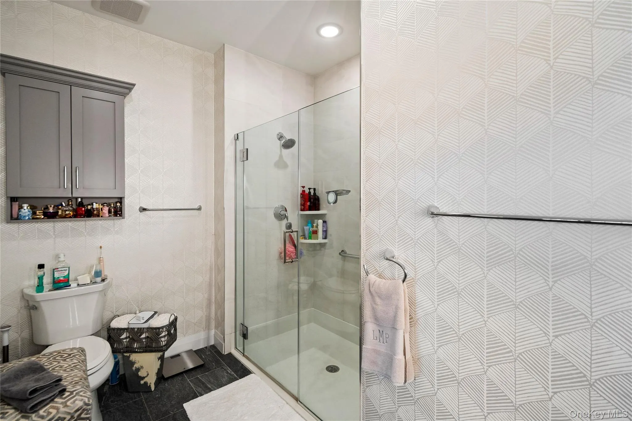 19303 Aspenwood Drive, Oyster Bay, NY, 2 Bedrooms Bedrooms, 6 Rooms Rooms,2 BathroomsBathrooms,Residential,For Rent,Aspenwood,0,1024039 19303 Aspenwood Drive, Oyster Bay, NY, 2 Bedrooms Bedrooms, 6 Rooms Rooms,2 BathroomsBathrooms,Residential,For Rent,Aspenwood,0,1024039