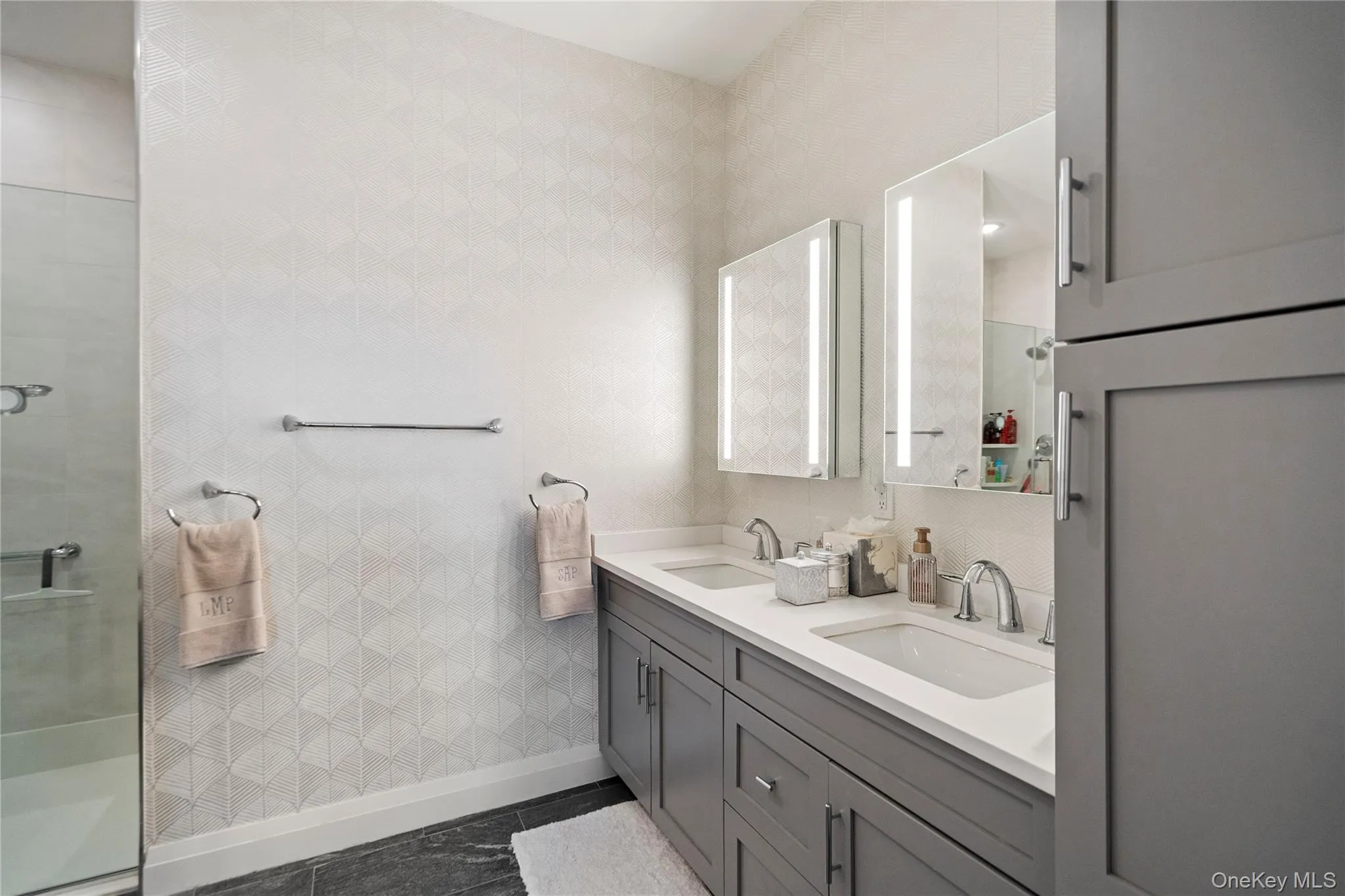 19303 Aspenwood Drive, Oyster Bay, NY, 2 Bedrooms Bedrooms, 6 Rooms Rooms,2 BathroomsBathrooms,Residential,For Rent,Aspenwood,0,1024039 19303 Aspenwood Drive, Oyster Bay, NY, 2 Bedrooms Bedrooms, 6 Rooms Rooms,2 BathroomsBathrooms,Residential,For Rent,Aspenwood,0,1024039