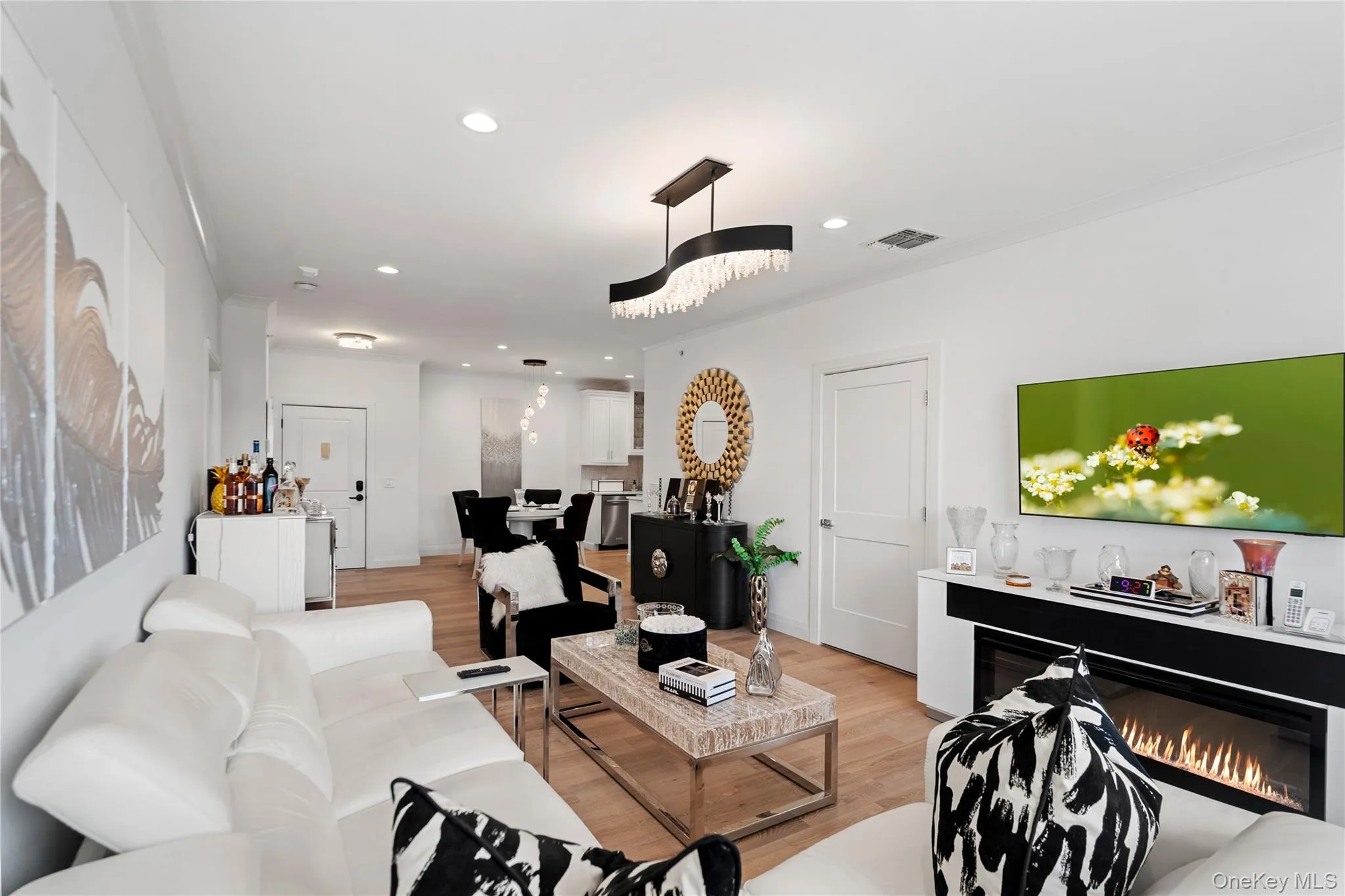 19303 Aspenwood Drive, Oyster Bay, NY, 2 Bedrooms Bedrooms, 6 Rooms Rooms,2 BathroomsBathrooms,Residential,For Rent,Aspenwood,0,1024039 19303 Aspenwood Drive, Oyster Bay, NY, 2 Bedrooms Bedrooms, 6 Rooms Rooms,2 BathroomsBathrooms,Residential,For Rent,Aspenwood,0,1024039