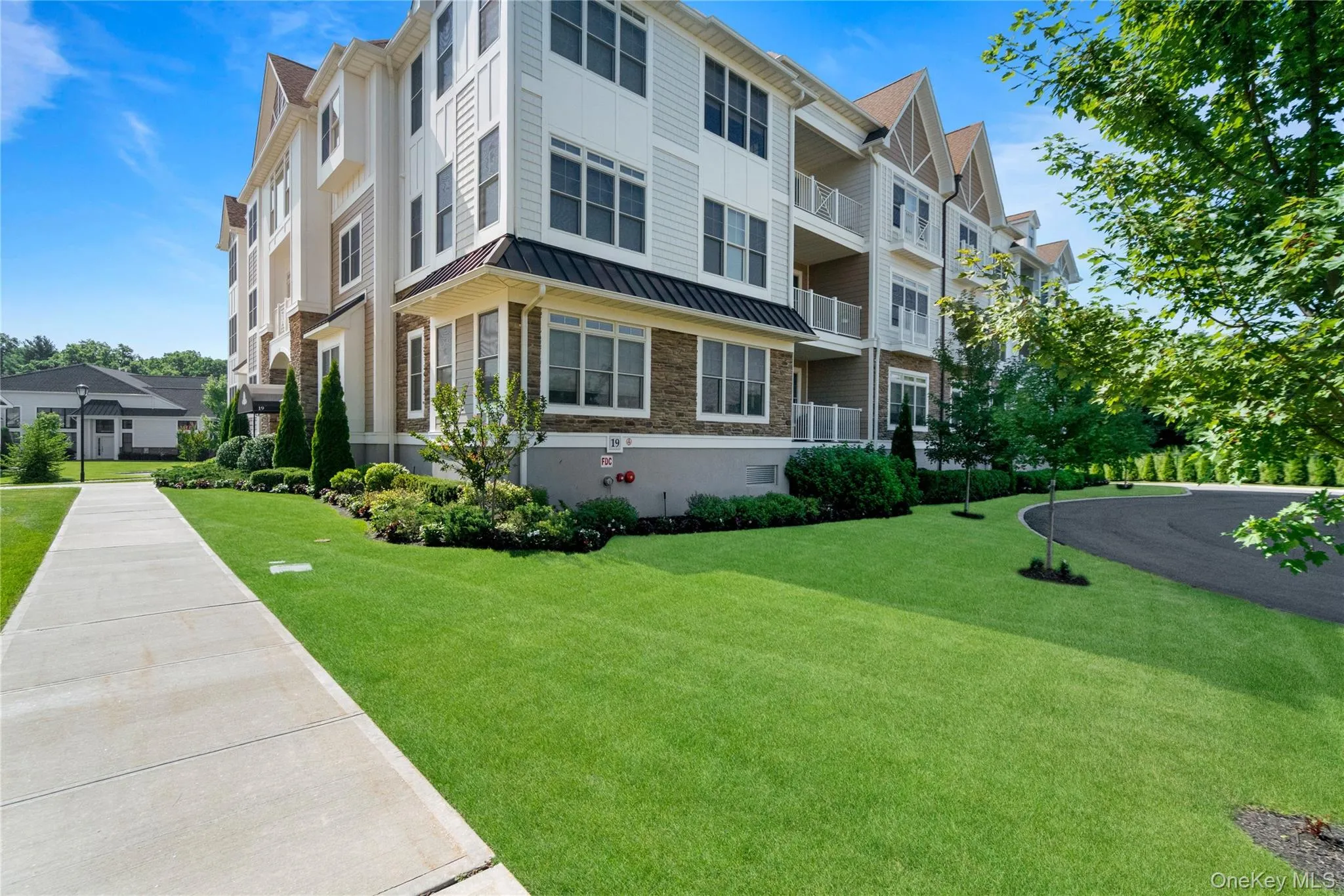 19303 Aspenwood Drive, Oyster Bay, NY, 2 Bedrooms Bedrooms, 6 Rooms Rooms,2 BathroomsBathrooms,Residential,For Rent,Aspenwood,0,1024039 19303 Aspenwood Drive, Oyster Bay, NY, 2 Bedrooms Bedrooms, 6 Rooms Rooms,2 BathroomsBathrooms,Residential,For Rent,Aspenwood,0,1024039