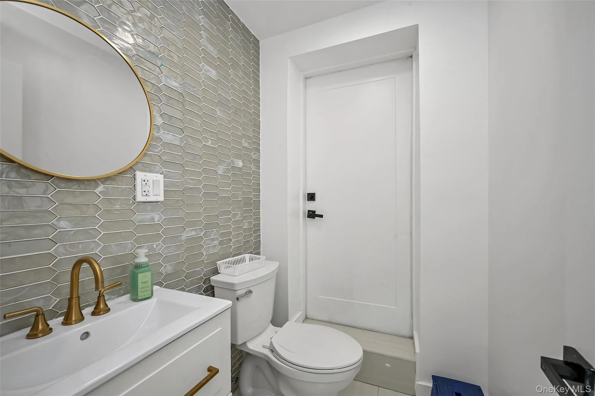 76-37 Vleigh Place, New York, NY, 4 Bedrooms Bedrooms, 8 Rooms Rooms,3 BathroomsBathrooms,Residential,For Rent,Vleigh,0,1024040 76-37 Vleigh Place, New York, NY, 4 Bedrooms Bedrooms, 8 Rooms Rooms,3 BathroomsBathrooms,Residential,For Rent,Vleigh,0,1024040