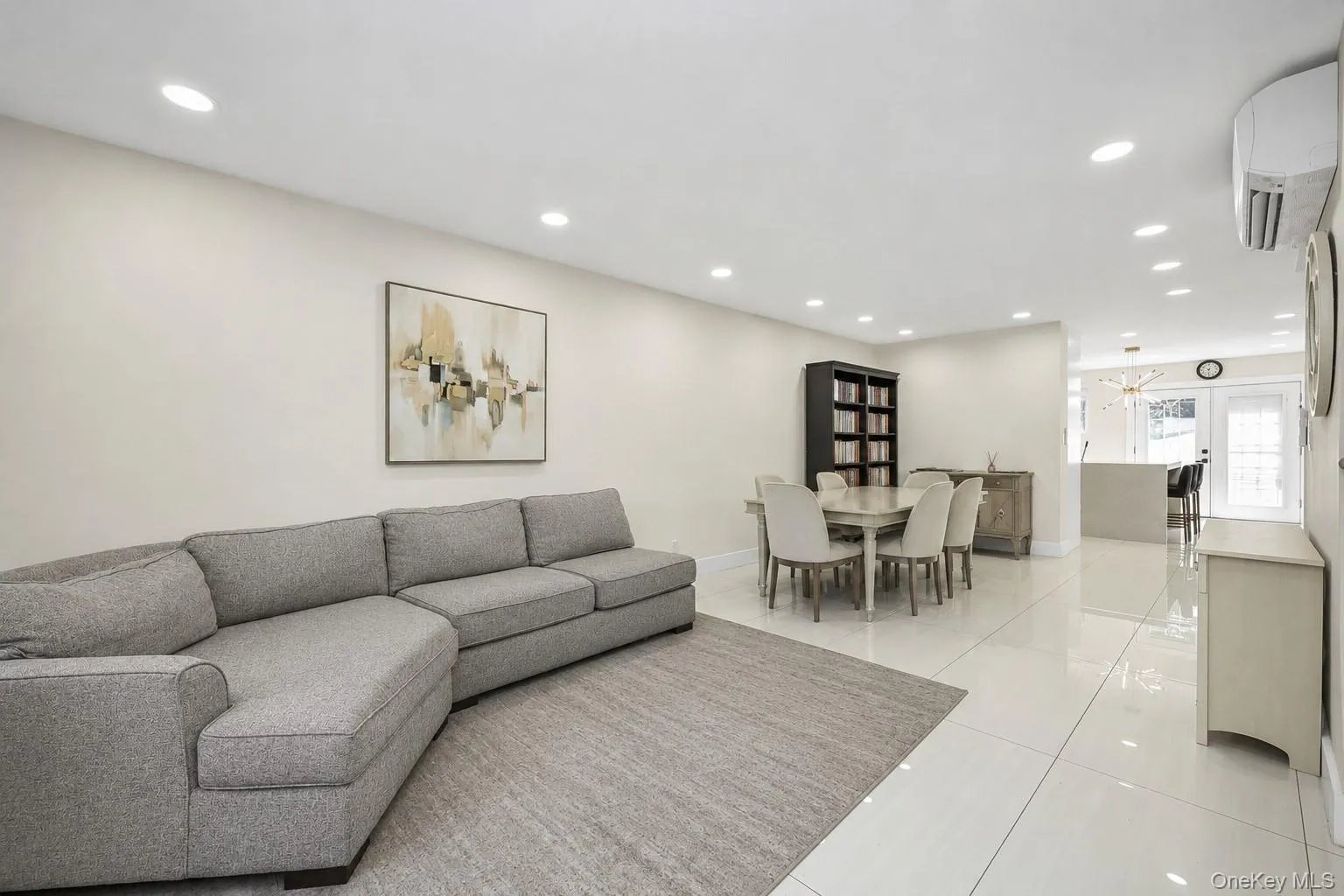 76-37 Vleigh Place, New York, NY, 4 Bedrooms Bedrooms, 8 Rooms Rooms,3 BathroomsBathrooms,Residential,For Rent,Vleigh,0,1024040 76-37 Vleigh Place, New York, NY, 4 Bedrooms Bedrooms, 8 Rooms Rooms,3 BathroomsBathrooms,Residential,For Rent,Vleigh,0,1024040
