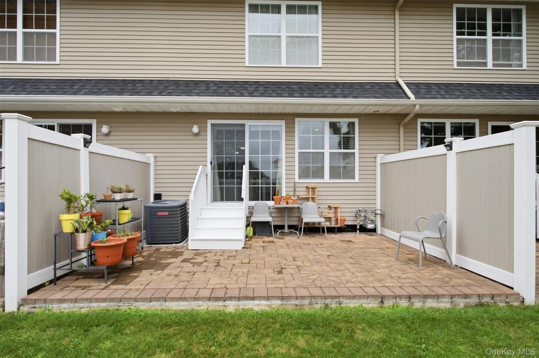 723 Carman Avenue, Hempstead, NY, 2 Bedrooms Bedrooms, 5 Rooms Rooms,2 BathroomsBathrooms,Residential,For Rent,Carman,0,1024044 723 Carman Avenue, Hempstead, NY, 2 Bedrooms Bedrooms, 5 Rooms Rooms,2 BathroomsBathrooms,Residential,For Rent,Carman,0,1024044