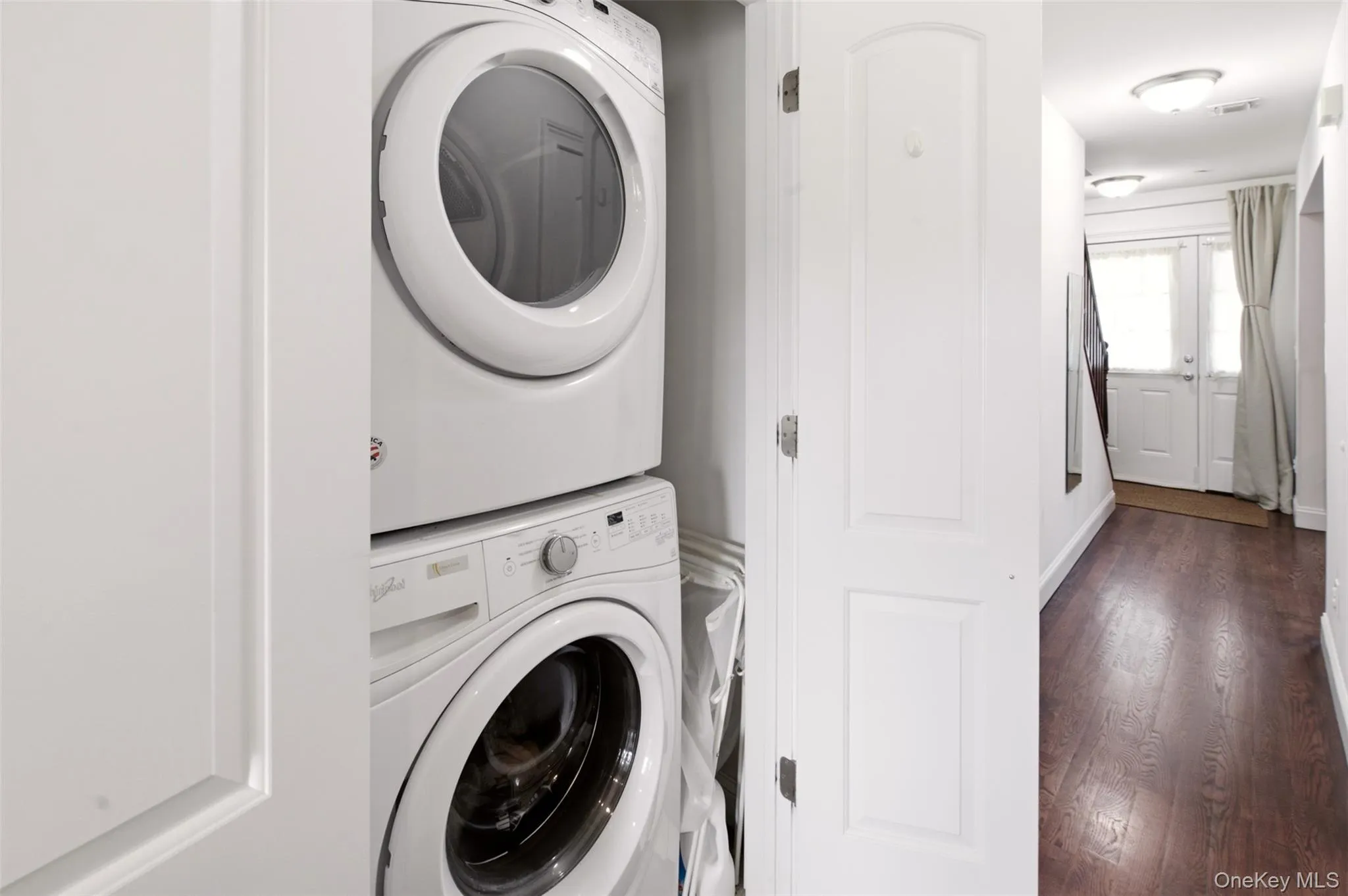 723 Carman Avenue, Hempstead, NY, 2 Bedrooms Bedrooms, 5 Rooms Rooms,2 BathroomsBathrooms,Residential,For Rent,Carman,0,1024044 723 Carman Avenue, Hempstead, NY, 2 Bedrooms Bedrooms, 5 Rooms Rooms,2 BathroomsBathrooms,Residential,For Rent,Carman,0,1024044
