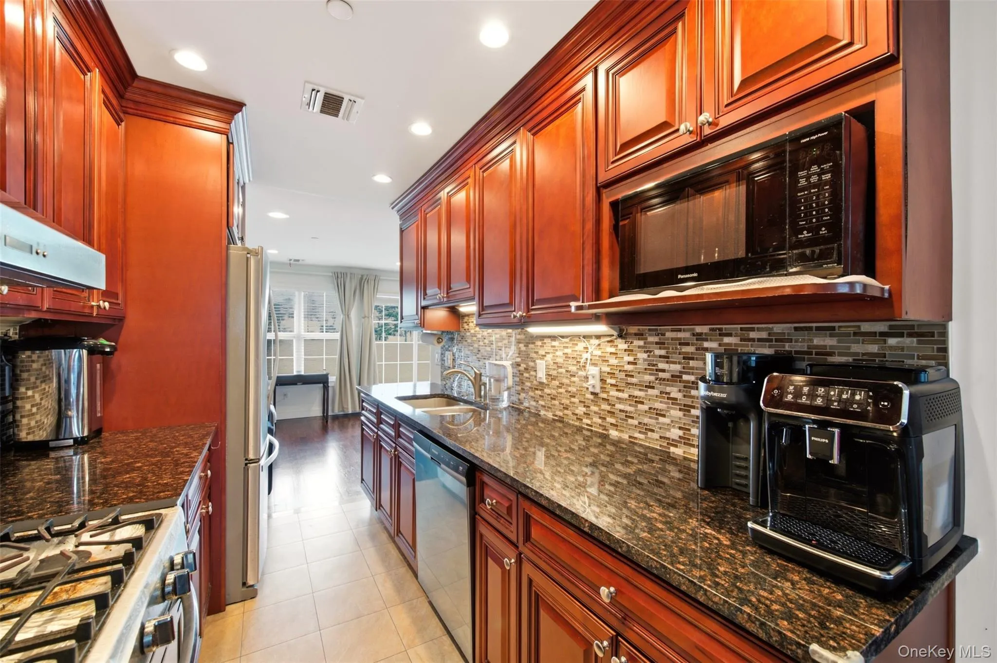 723 Carman Avenue, Hempstead, NY, 2 Bedrooms Bedrooms, 5 Rooms Rooms,2 BathroomsBathrooms,Residential,For Rent,Carman,0,1024044 723 Carman Avenue, Hempstead, NY, 2 Bedrooms Bedrooms, 5 Rooms Rooms,2 BathroomsBathrooms,Residential,For Rent,Carman,0,1024044