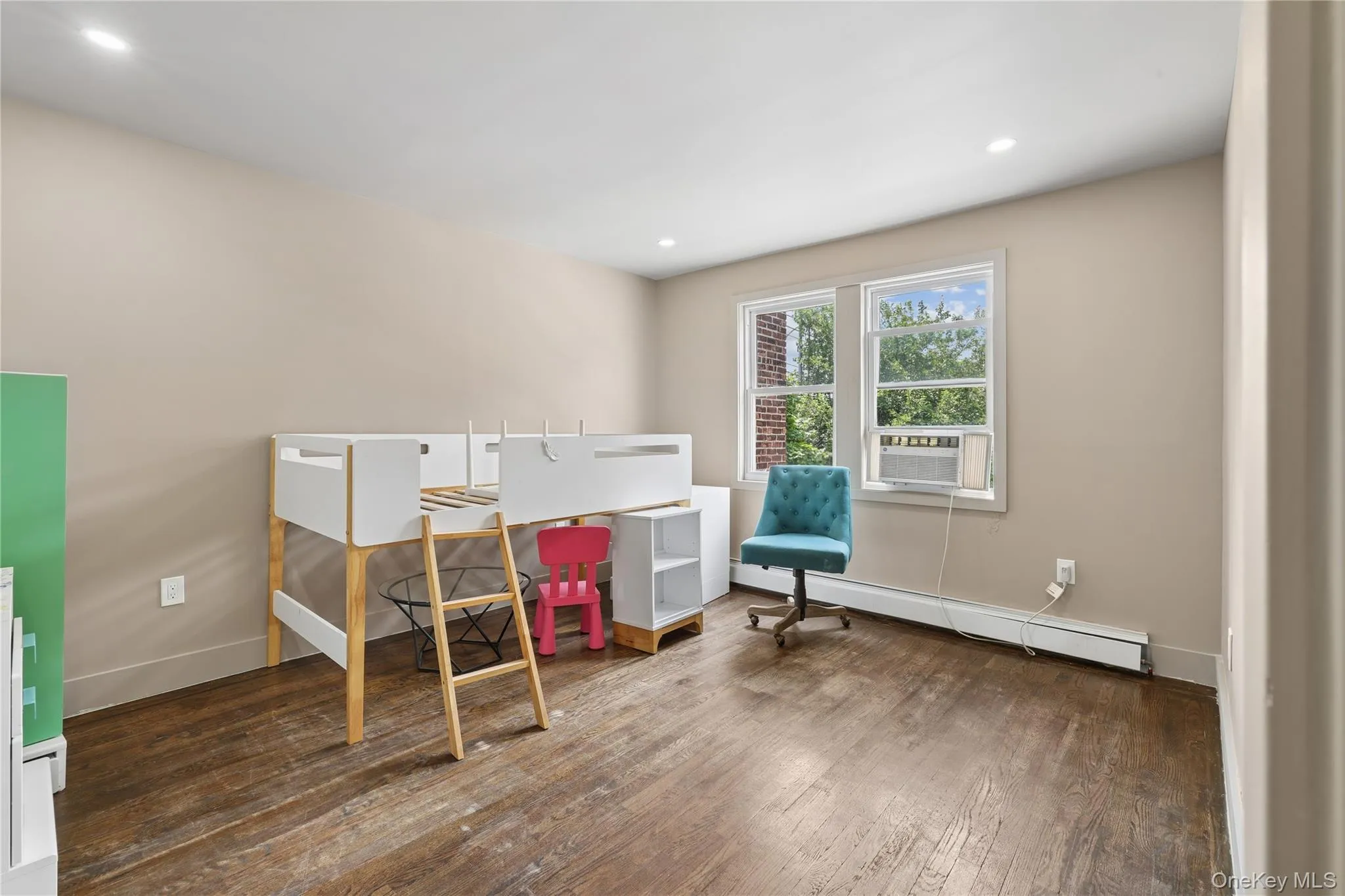 57-68 Mazeau Street, New York, NY, 3 Bedrooms Bedrooms, 6 Rooms Rooms,2 BathroomsBathrooms,Residential,For Rent,Mazeau,0,1024045 57-68 Mazeau Street, New York, NY, 3 Bedrooms Bedrooms, 6 Rooms Rooms,2 BathroomsBathrooms,Residential,For Rent,Mazeau,0,1024045