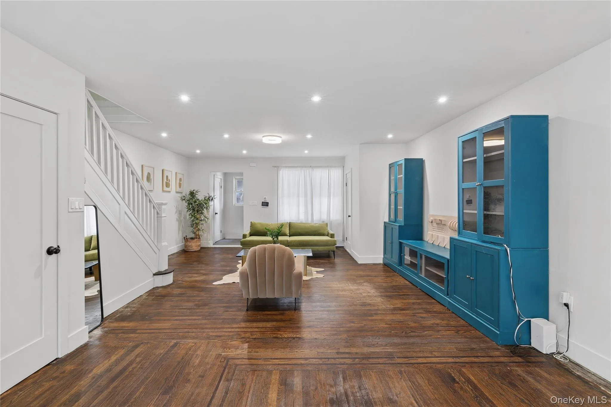 57-68 Mazeau Street, New York, NY, 3 Bedrooms Bedrooms, 6 Rooms Rooms,2 BathroomsBathrooms,Residential,For Rent,Mazeau,0,1024045 57-68 Mazeau Street, New York, NY, 3 Bedrooms Bedrooms, 6 Rooms Rooms,2 BathroomsBathrooms,Residential,For Rent,Mazeau,0,1024045