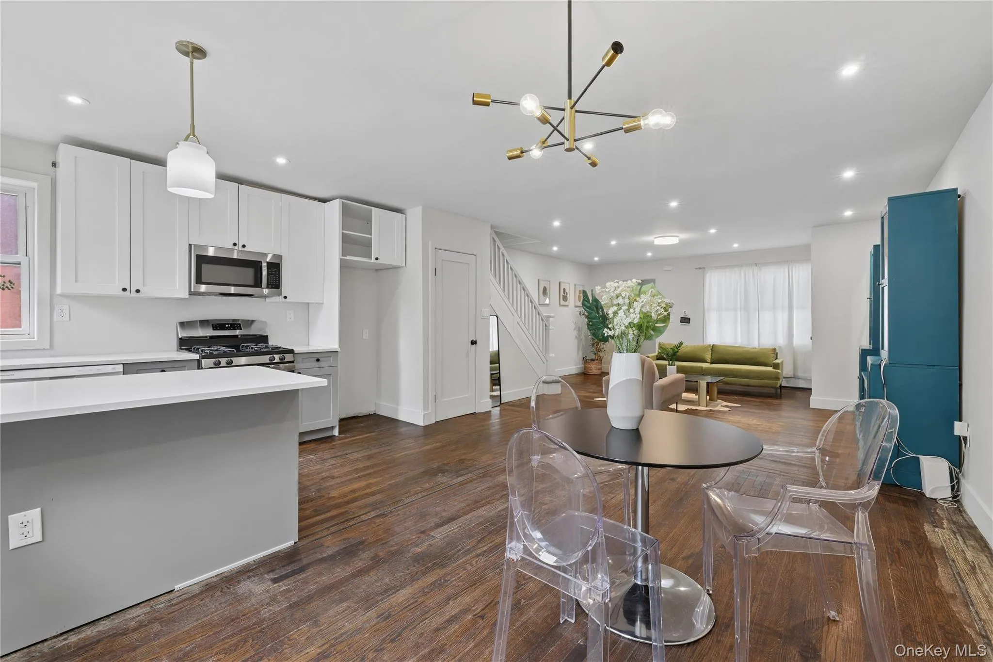 57-68 Mazeau Street, New York, NY, 3 Bedrooms Bedrooms, 6 Rooms Rooms,2 BathroomsBathrooms,Residential,For Rent,Mazeau,0,1024045 57-68 Mazeau Street, New York, NY, 3 Bedrooms Bedrooms, 6 Rooms Rooms,2 BathroomsBathrooms,Residential,For Rent,Mazeau,0,1024045