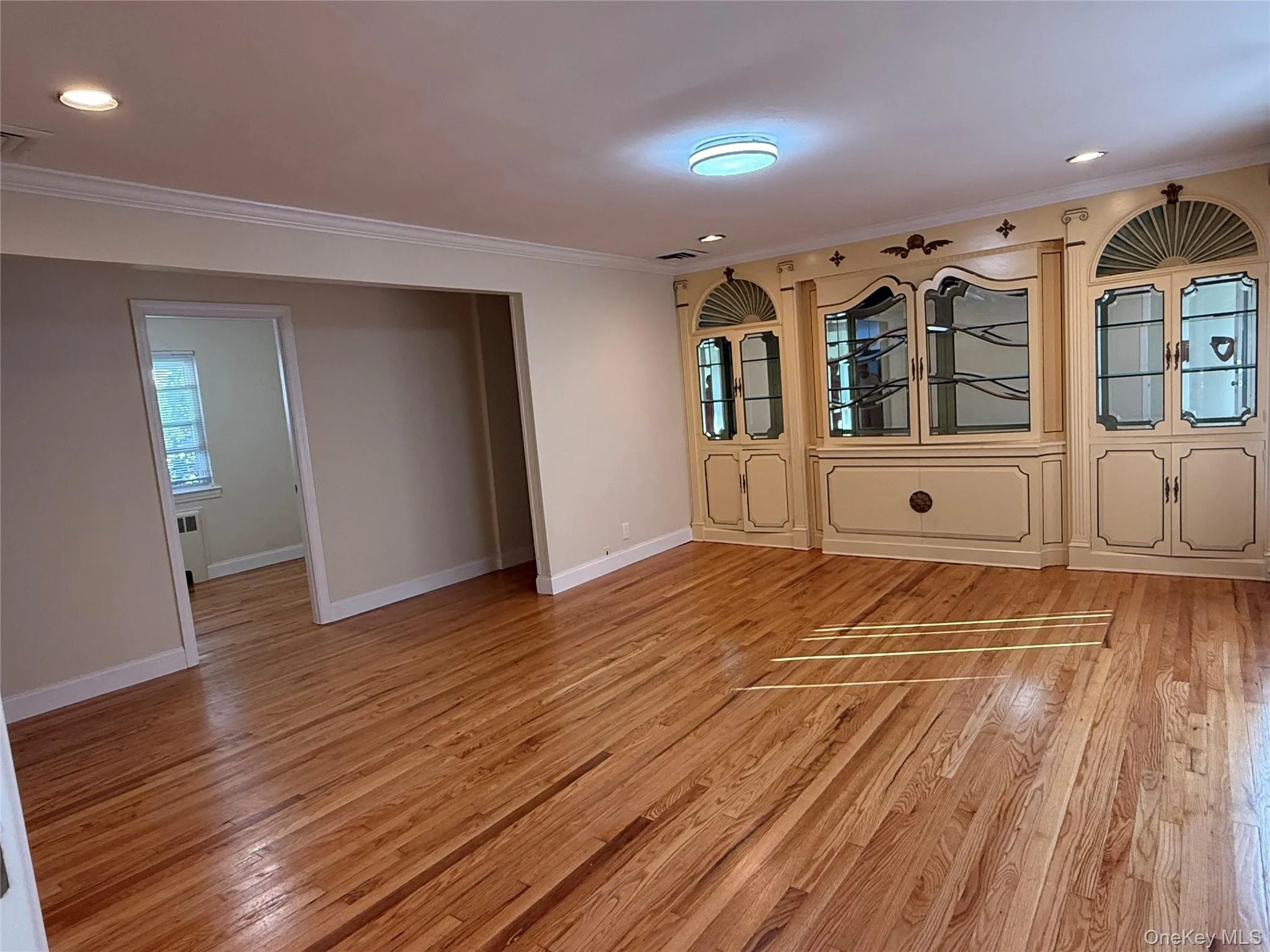 11 Webb Hill Road, North Hempstead, NY, 3 Bedrooms Bedrooms, 6 Rooms Rooms,1 BathroomBathrooms,Residential Lease,For Rent,Webb Hill,0,1024050 11 Webb Hill Road, North Hempstead, NY, 3 Bedrooms Bedrooms, 6 Rooms Rooms,1 BathroomBathrooms,Residential Lease,For Rent,Webb Hill,0,1024050