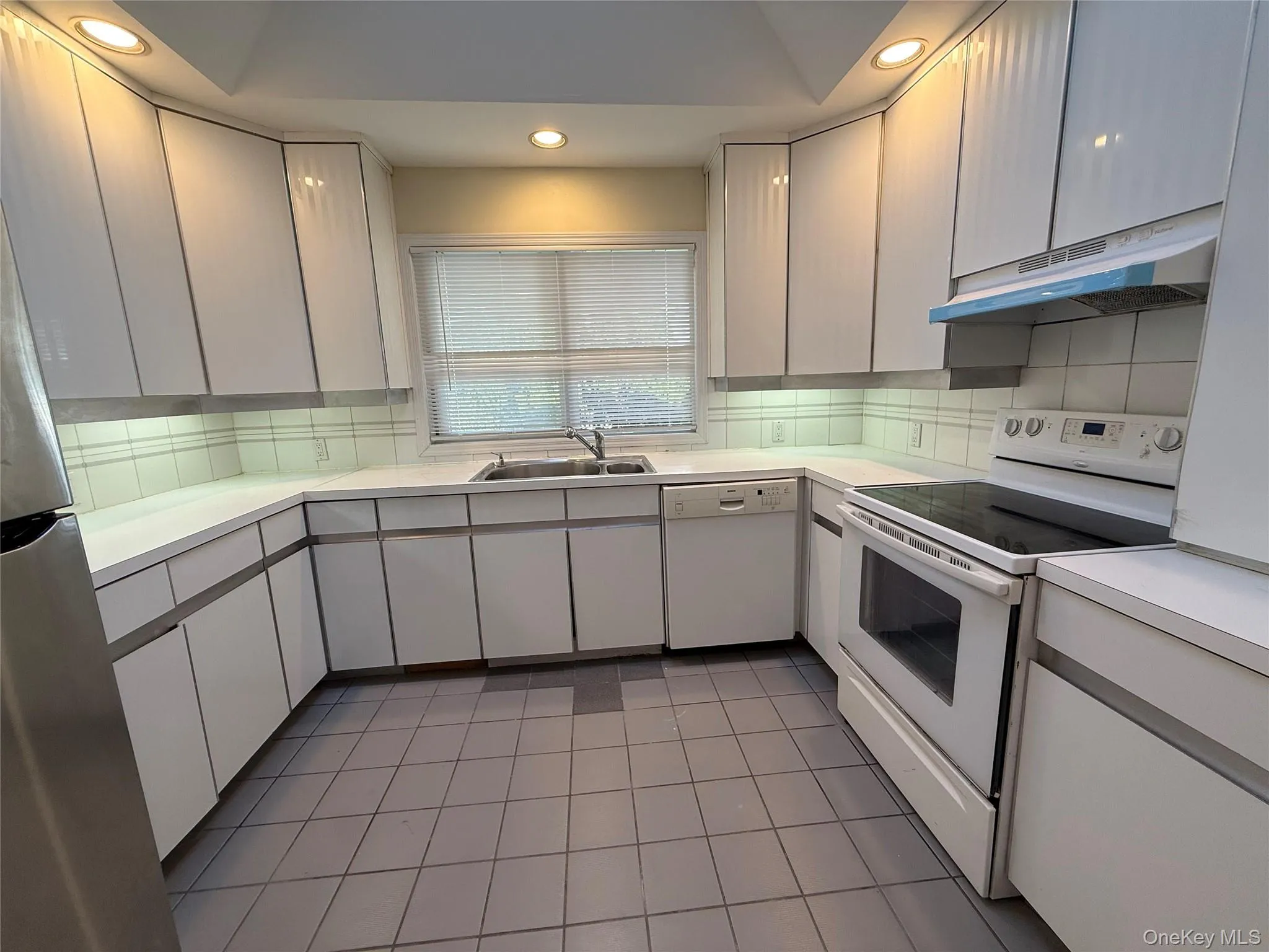 11 Webb Hill Road, North Hempstead, NY, 3 Bedrooms Bedrooms, 6 Rooms Rooms,1 BathroomBathrooms,Residential Lease,For Rent,Webb Hill,0,1024050 11 Webb Hill Road, North Hempstead, NY, 3 Bedrooms Bedrooms, 6 Rooms Rooms,1 BathroomBathrooms,Residential Lease,For Rent,Webb Hill,0,1024050
