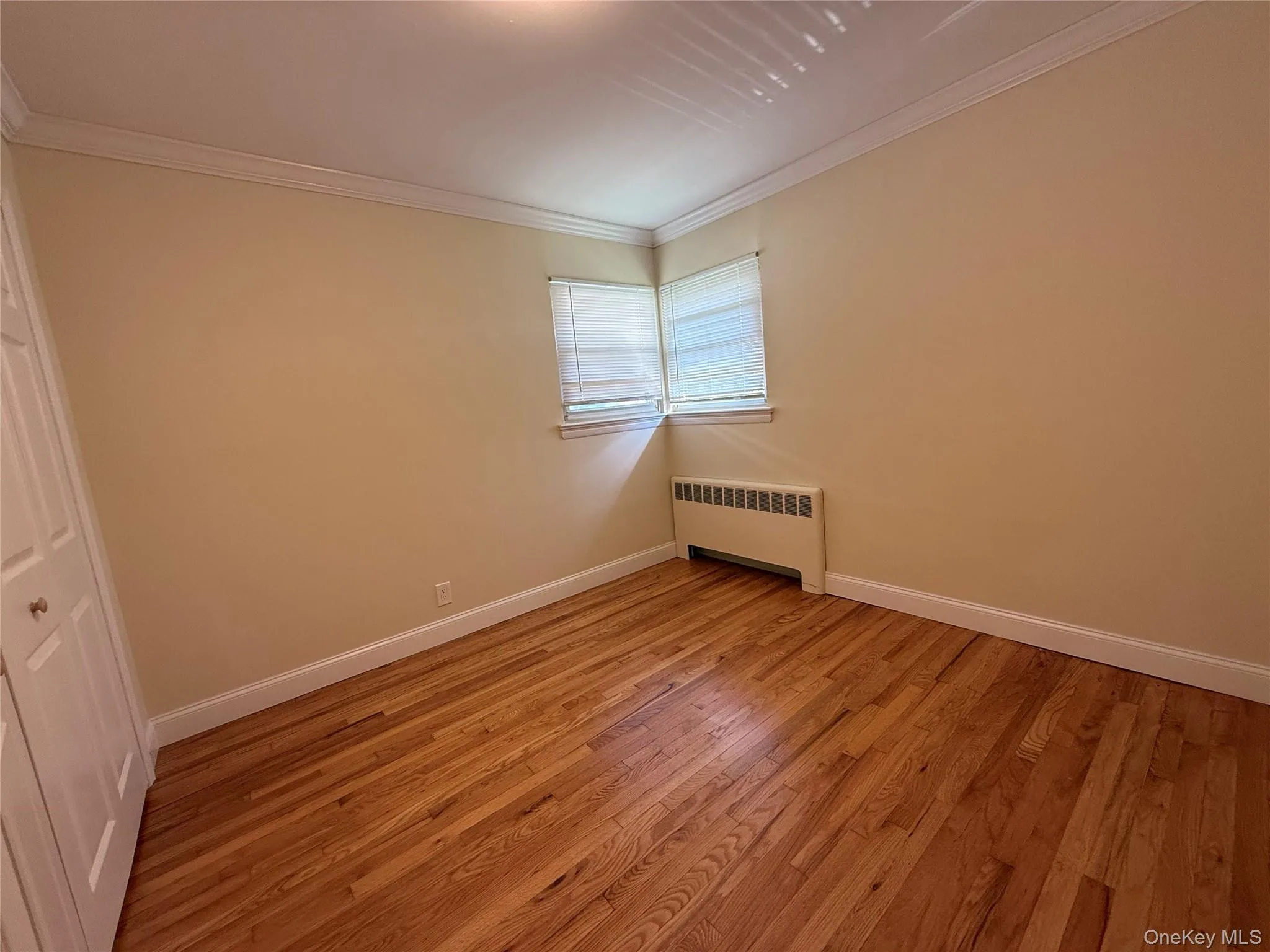 11 Webb Hill Road, North Hempstead, NY, 3 Bedrooms Bedrooms, 6 Rooms Rooms,1 BathroomBathrooms,Residential Lease,For Rent,Webb Hill,0,1024050 11 Webb Hill Road, North Hempstead, NY, 3 Bedrooms Bedrooms, 6 Rooms Rooms,1 BathroomBathrooms,Residential Lease,For Rent,Webb Hill,0,1024050