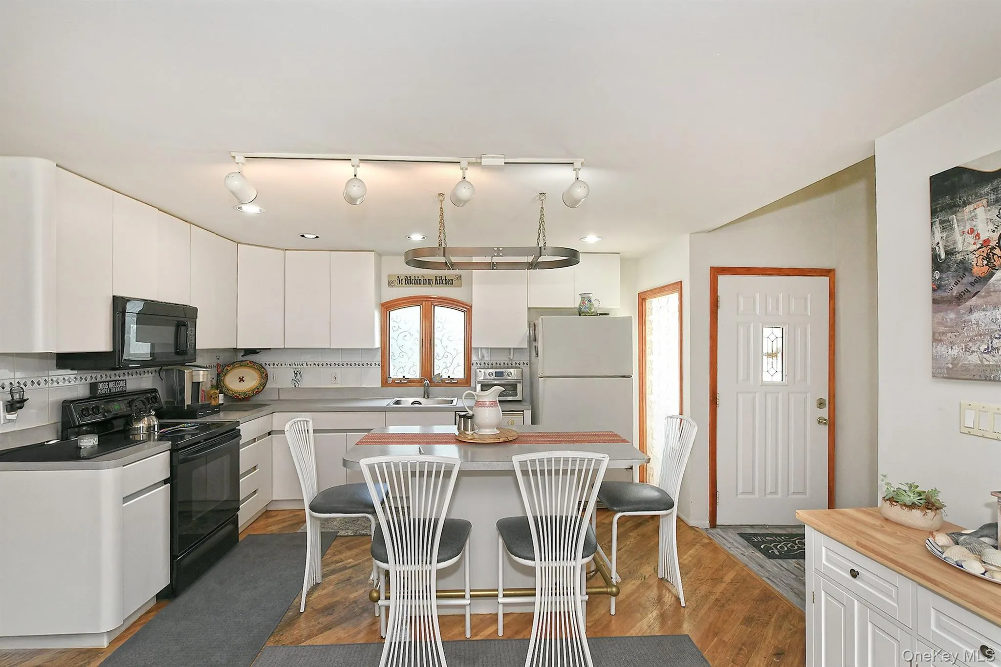 18 Wheelbarrow Lane, Hempstead, NY, 5 Bedrooms Bedrooms, 8 Rooms Rooms,3 BathroomsBathrooms,Residential,For Rent,Wheelbarrow,0,1024051 18 Wheelbarrow Lane, Hempstead, NY, 5 Bedrooms Bedrooms, 8 Rooms Rooms,3 BathroomsBathrooms,Residential,For Rent,Wheelbarrow,0,1024051