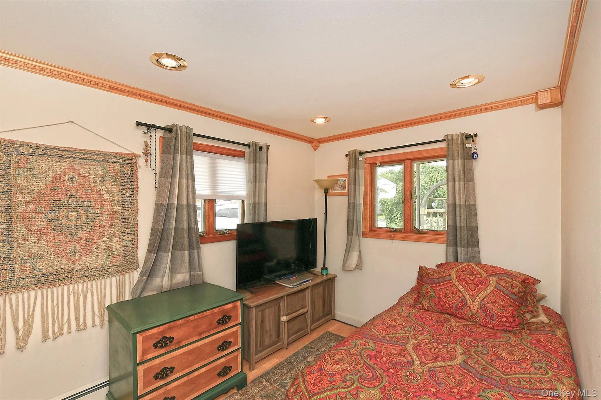 18 Wheelbarrow Lane, Hempstead, NY, 5 Bedrooms Bedrooms, 8 Rooms Rooms,3 BathroomsBathrooms,Residential,For Rent,Wheelbarrow,0,1024051 18 Wheelbarrow Lane, Hempstead, NY, 5 Bedrooms Bedrooms, 8 Rooms Rooms,3 BathroomsBathrooms,Residential,For Rent,Wheelbarrow,0,1024051