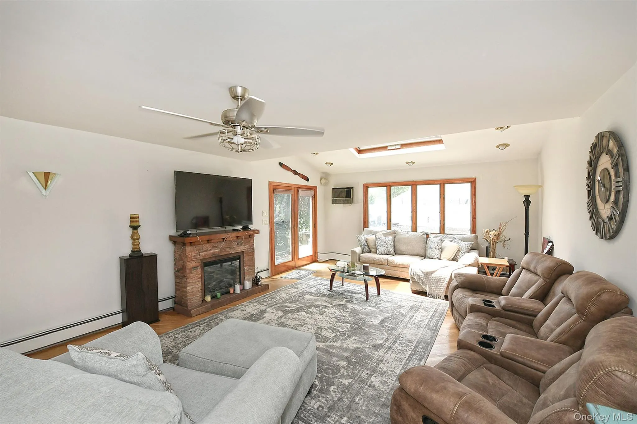 18 Wheelbarrow Lane, Hempstead, NY, 5 Bedrooms Bedrooms, 8 Rooms Rooms,3 BathroomsBathrooms,Residential,For Rent,Wheelbarrow,0,1024051 18 Wheelbarrow Lane, Hempstead, NY, 5 Bedrooms Bedrooms, 8 Rooms Rooms,3 BathroomsBathrooms,Residential,For Rent,Wheelbarrow,0,1024051