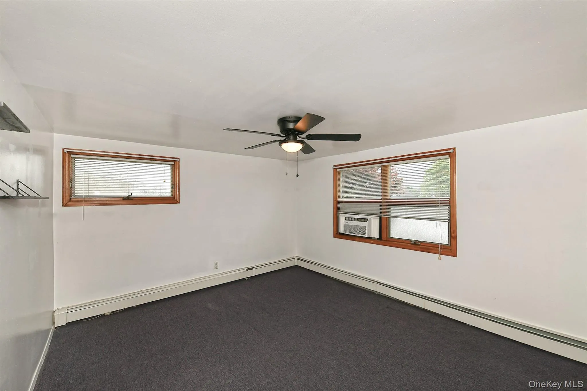 18 Wheelbarrow Lane, Hempstead, NY, 5 Bedrooms Bedrooms, 8 Rooms Rooms,3 BathroomsBathrooms,Residential,For Rent,Wheelbarrow,0,1024051 18 Wheelbarrow Lane, Hempstead, NY, 5 Bedrooms Bedrooms, 8 Rooms Rooms,3 BathroomsBathrooms,Residential,For Rent,Wheelbarrow,0,1024051
