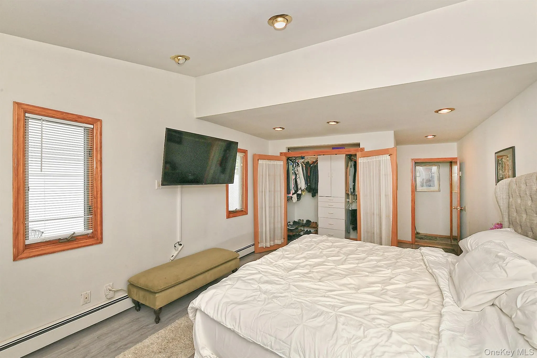 18 Wheelbarrow Lane, Hempstead, NY, 5 Bedrooms Bedrooms, 8 Rooms Rooms,3 BathroomsBathrooms,Residential,For Rent,Wheelbarrow,0,1024051 18 Wheelbarrow Lane, Hempstead, NY, 5 Bedrooms Bedrooms, 8 Rooms Rooms,3 BathroomsBathrooms,Residential,For Rent,Wheelbarrow,0,1024051