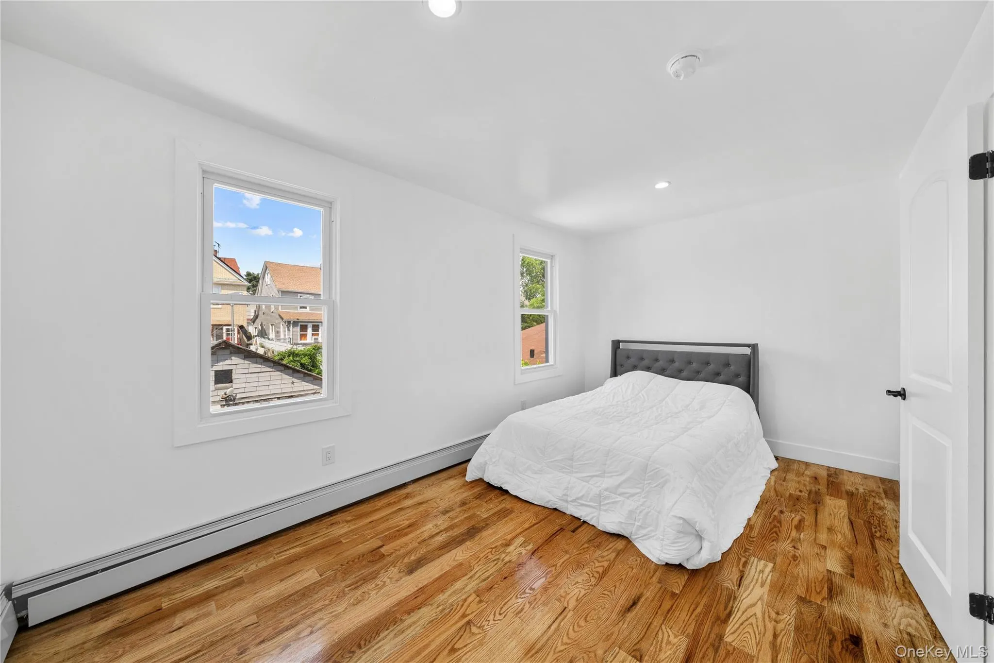 11422 212th Street, New York, NY, 4 Bedrooms Bedrooms, 7 Rooms Rooms,2 BathroomsBathrooms,Residential,For Rent,212th,0,1024052 11422 212th Street, New York, NY, 4 Bedrooms Bedrooms, 7 Rooms Rooms,2 BathroomsBathrooms,Residential,For Rent,212th,0,1024052