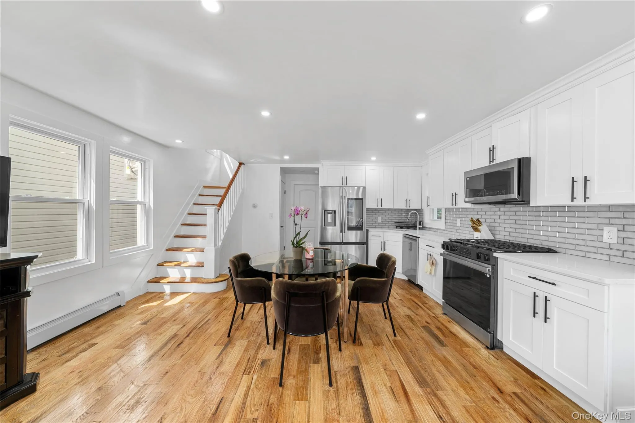 11422 212th Street, New York, NY, 4 Bedrooms Bedrooms, 7 Rooms Rooms,2 BathroomsBathrooms,Residential,For Rent,212th,0,1024052 11422 212th Street, New York, NY, 4 Bedrooms Bedrooms, 7 Rooms Rooms,2 BathroomsBathrooms,Residential,For Rent,212th,0,1024052